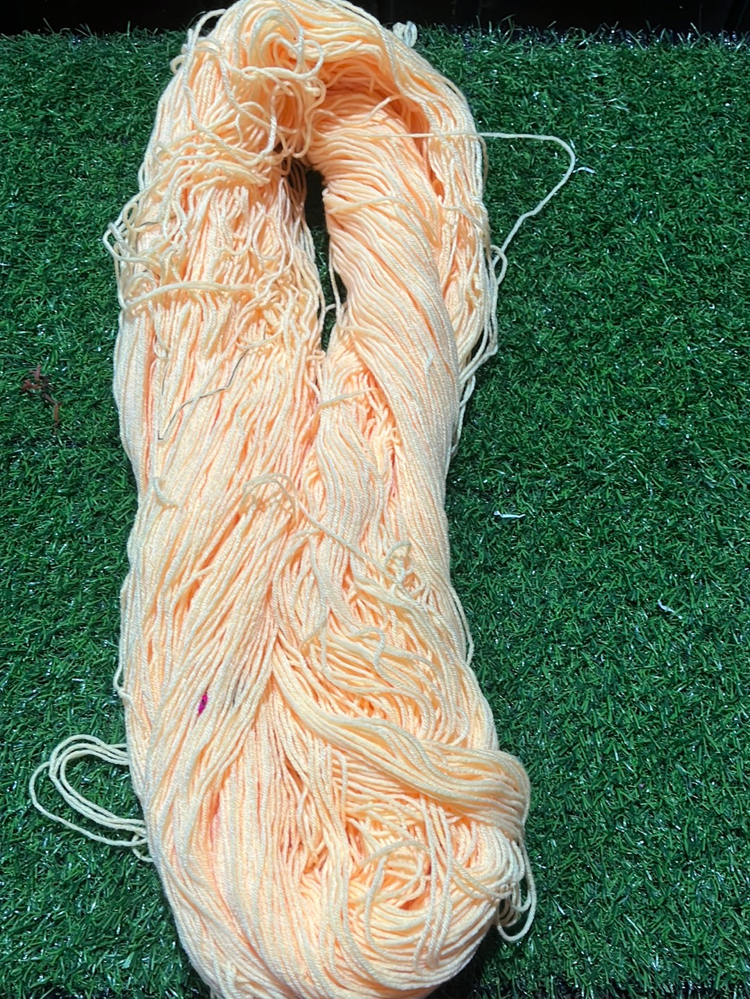 4 play  peach Woolen thread  250 g