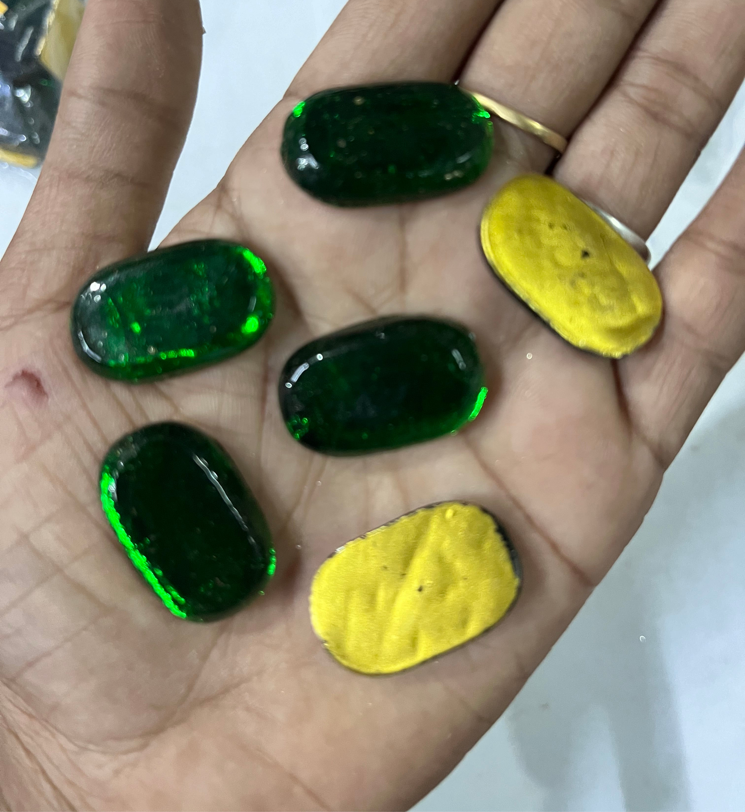 15x25 green oval Tanjore Painting Jaipur Kundan stones -25  stones in a pack - 15OG