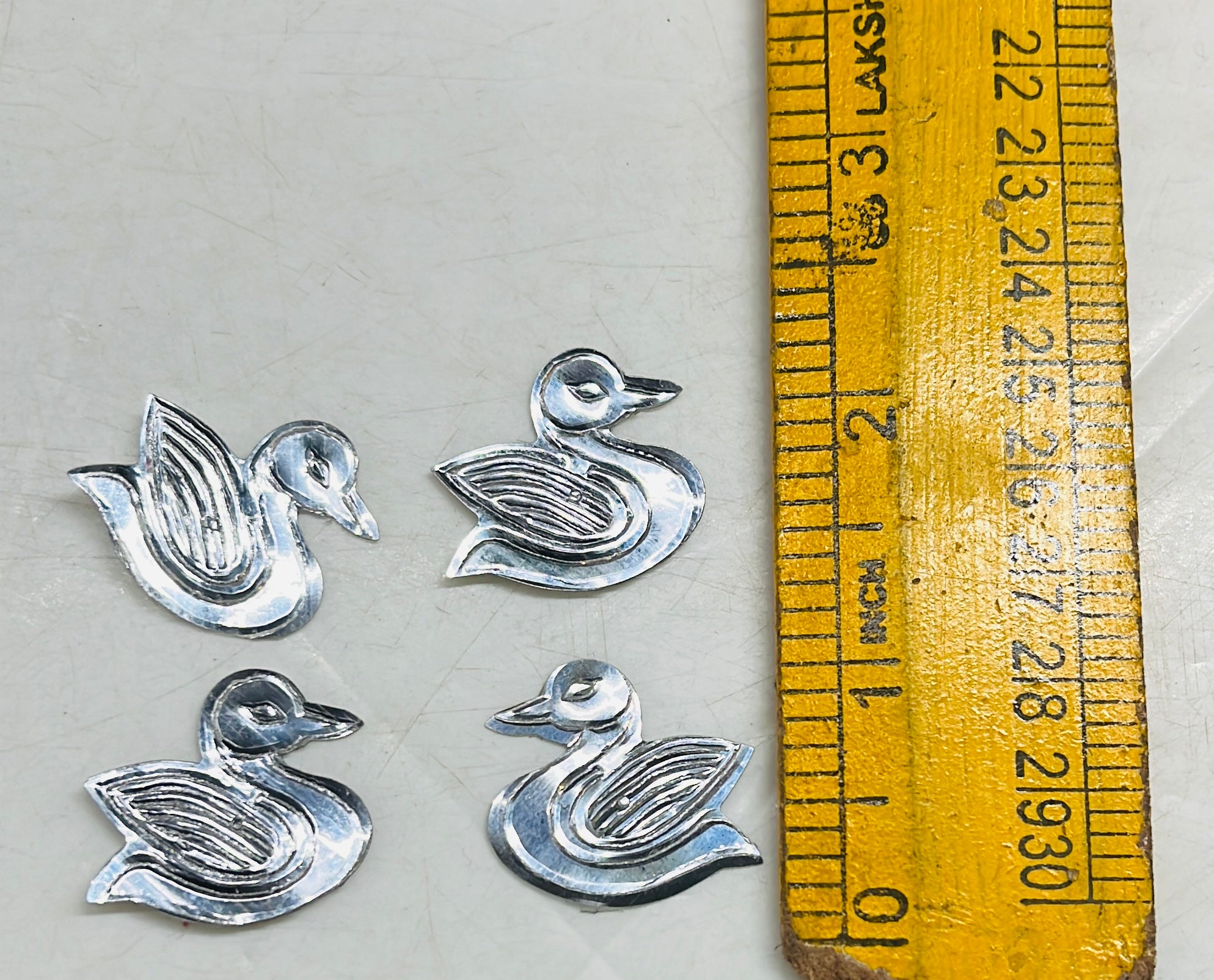 Duck shape silver sequence 100g-1pack/555C