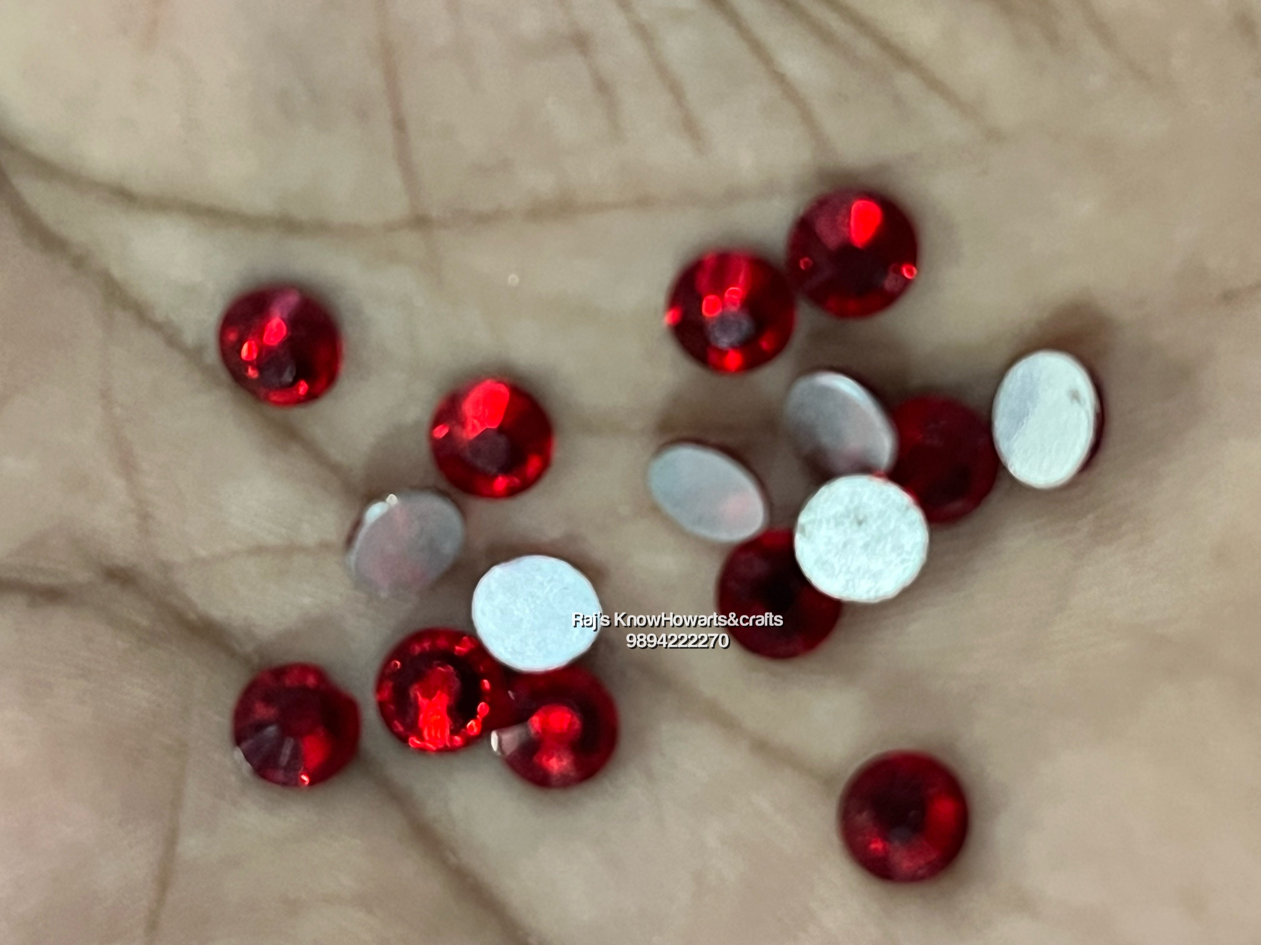 Flat Ad stone SS20 RED 30 STONES IN A PACK-FAD20R