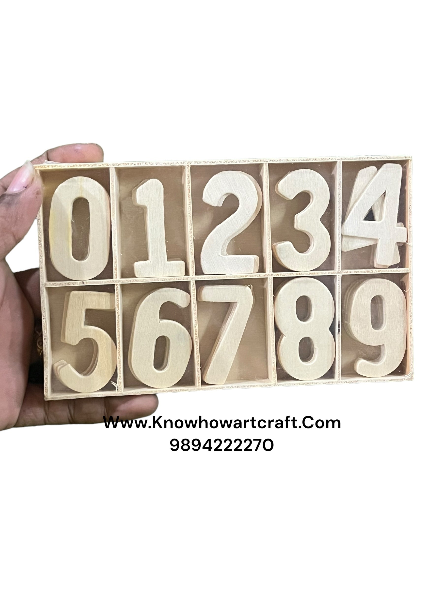 Wooden numbers set
