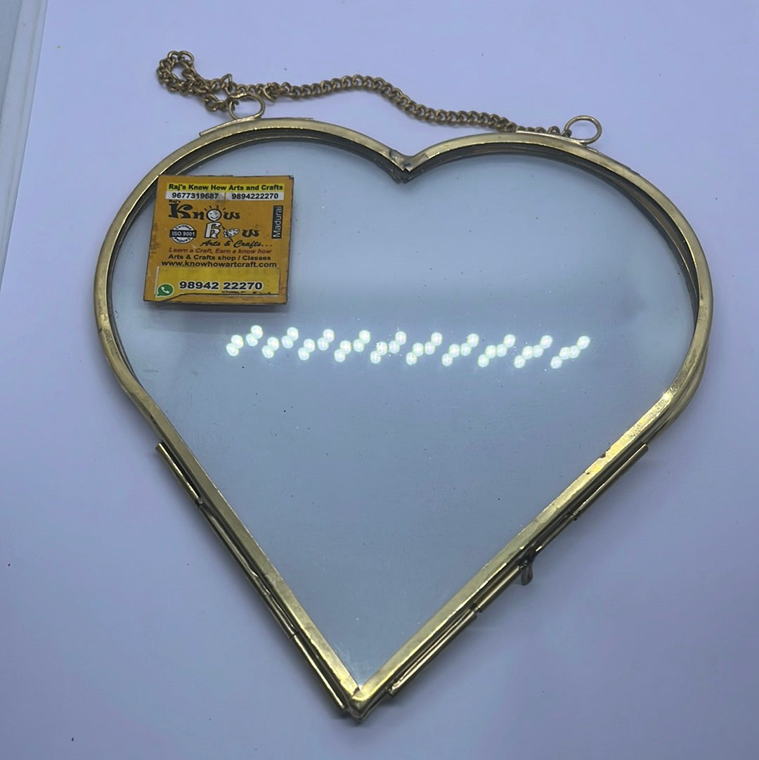 photo frame heart  gold color 6 inch