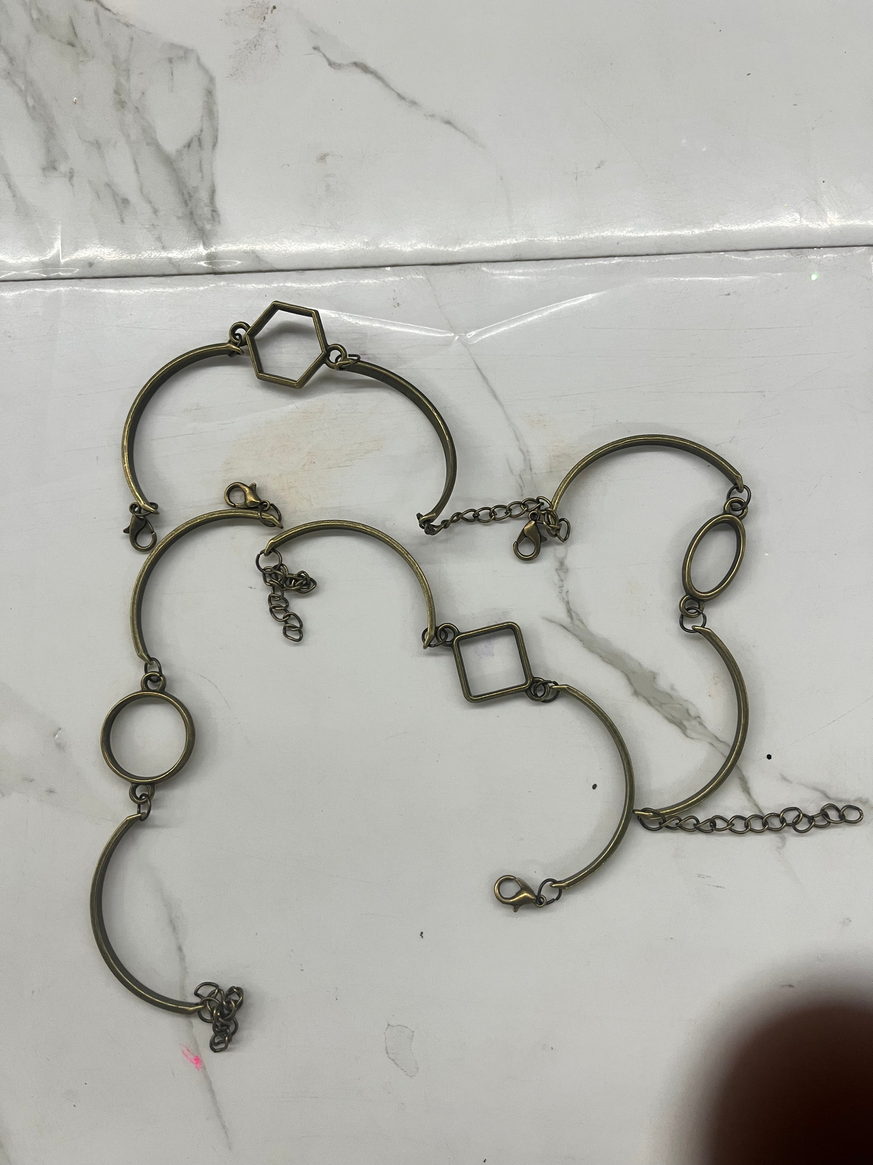 Bracelet chains- any one piece