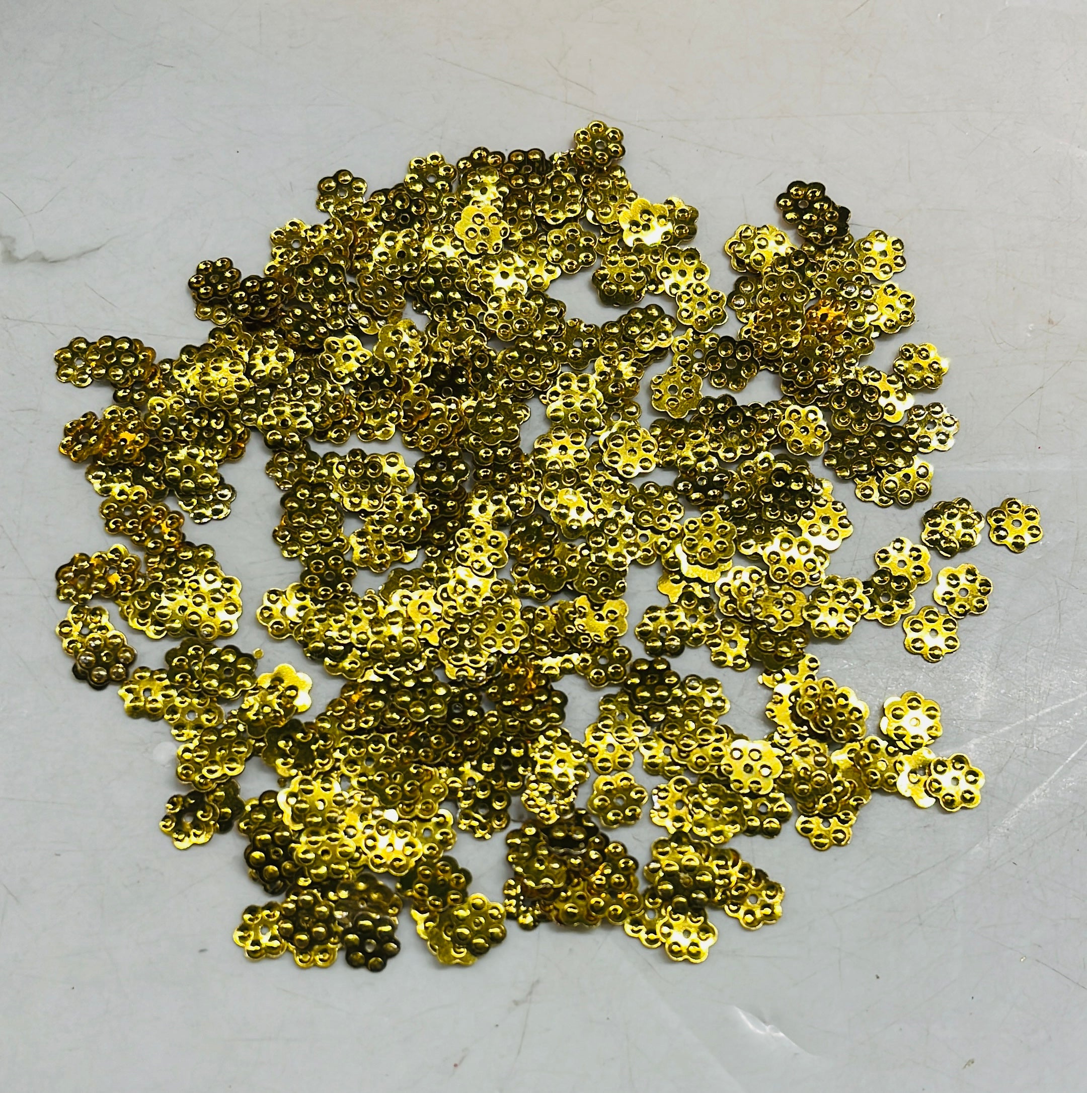 Mini flower design chamki 100g-1pack/555C