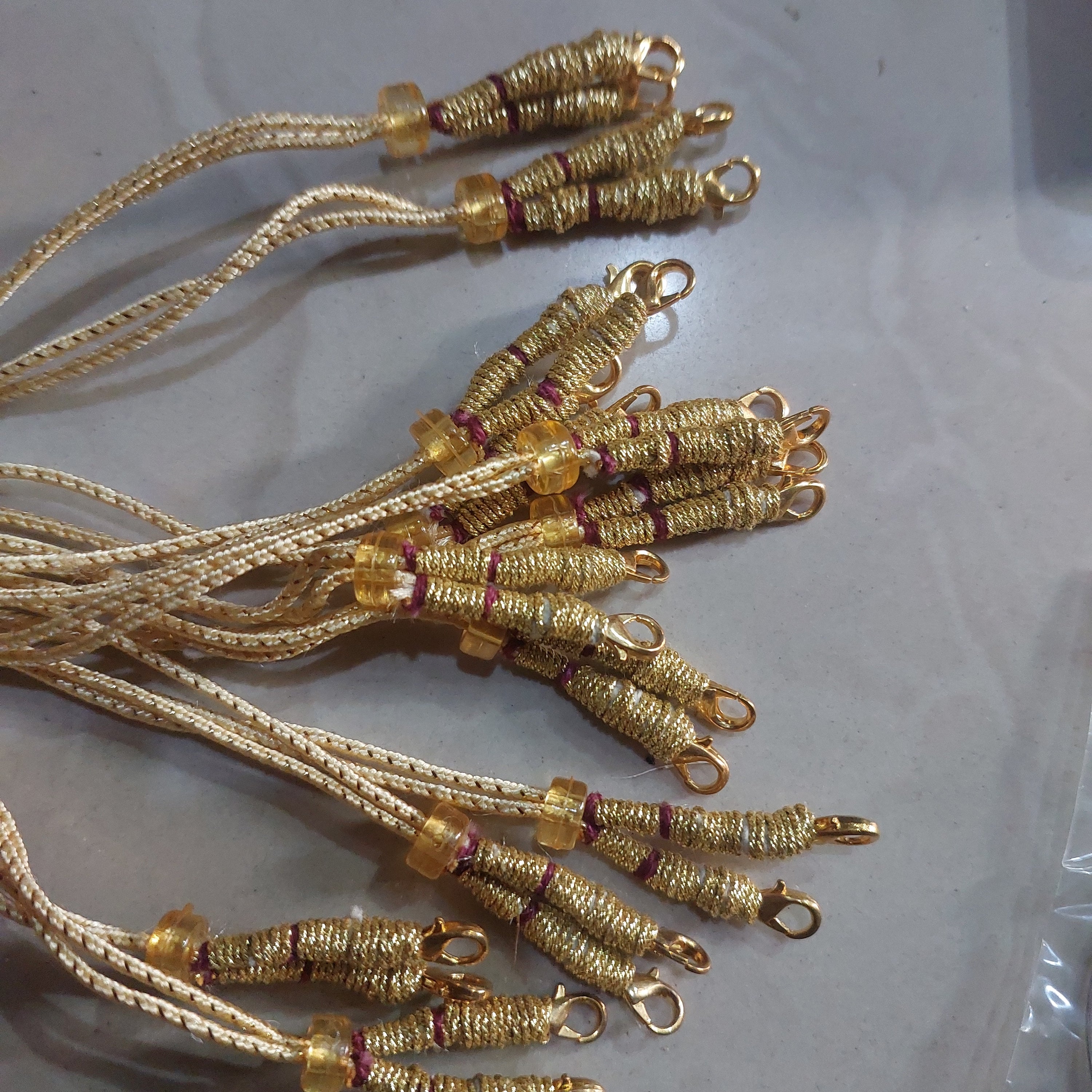 golden tailed Backrope-1 dozen Rs.60/dozen – KnowHowArtCraft