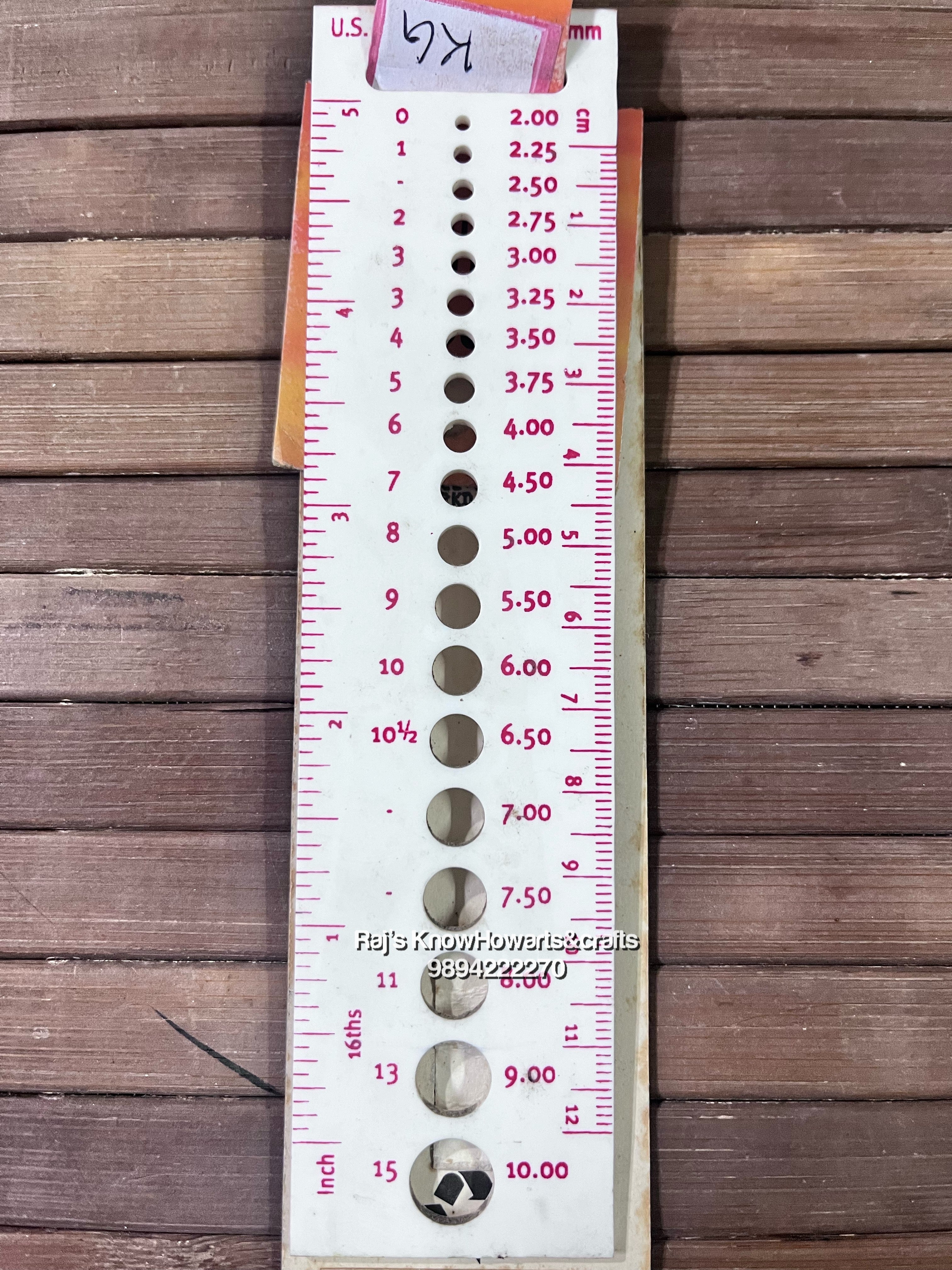 Knitters gauge scale