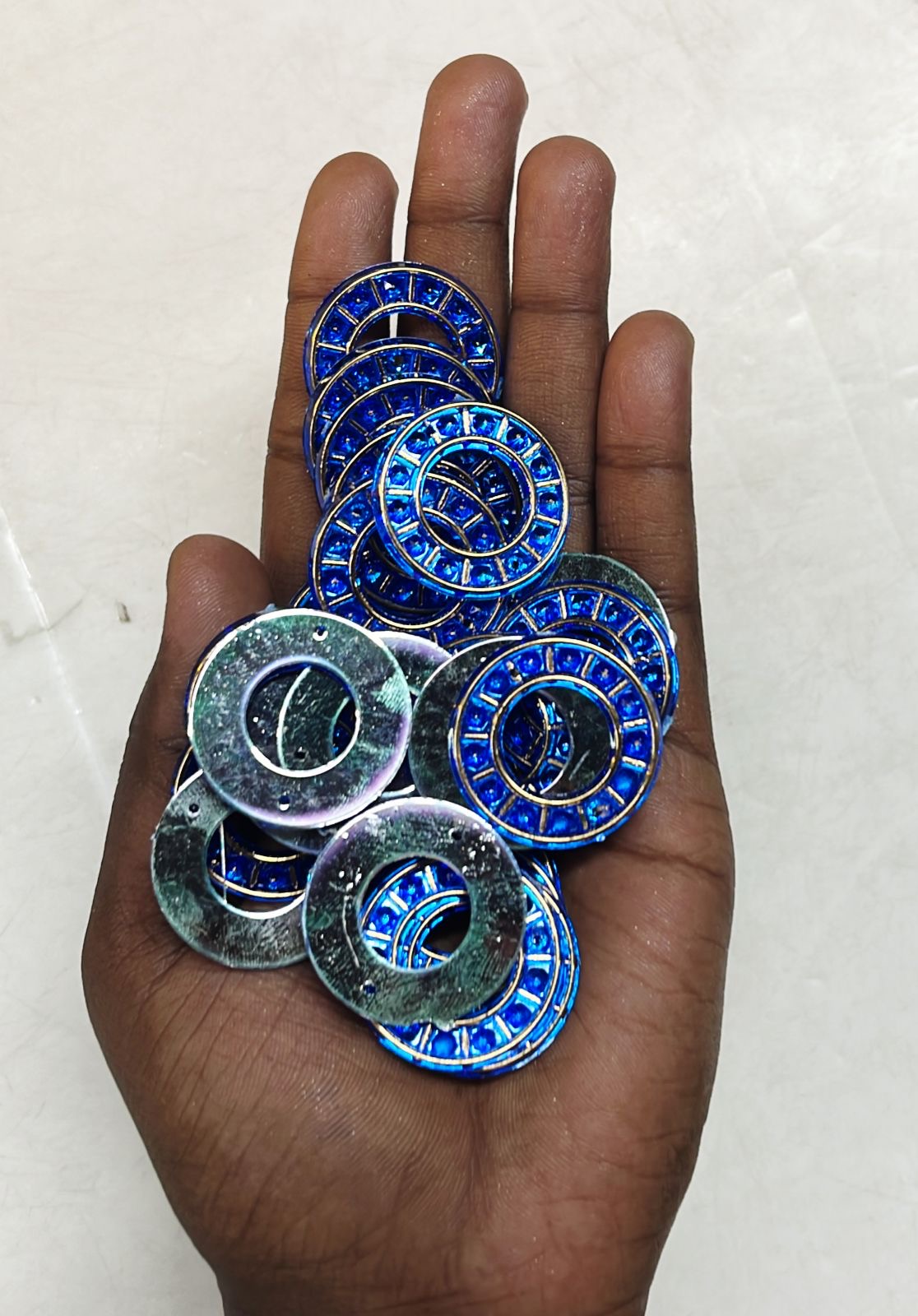 Rakhi kundan 50g-1pack assorted