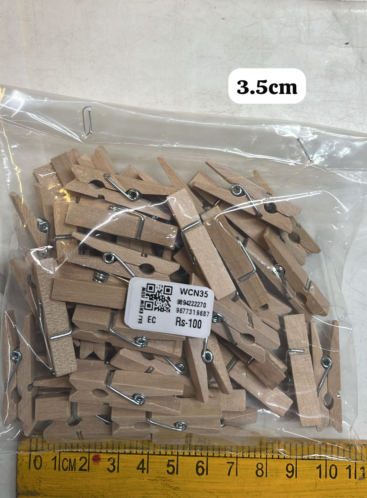 Wooden clip natural colour 3 sizes-50 piece pack