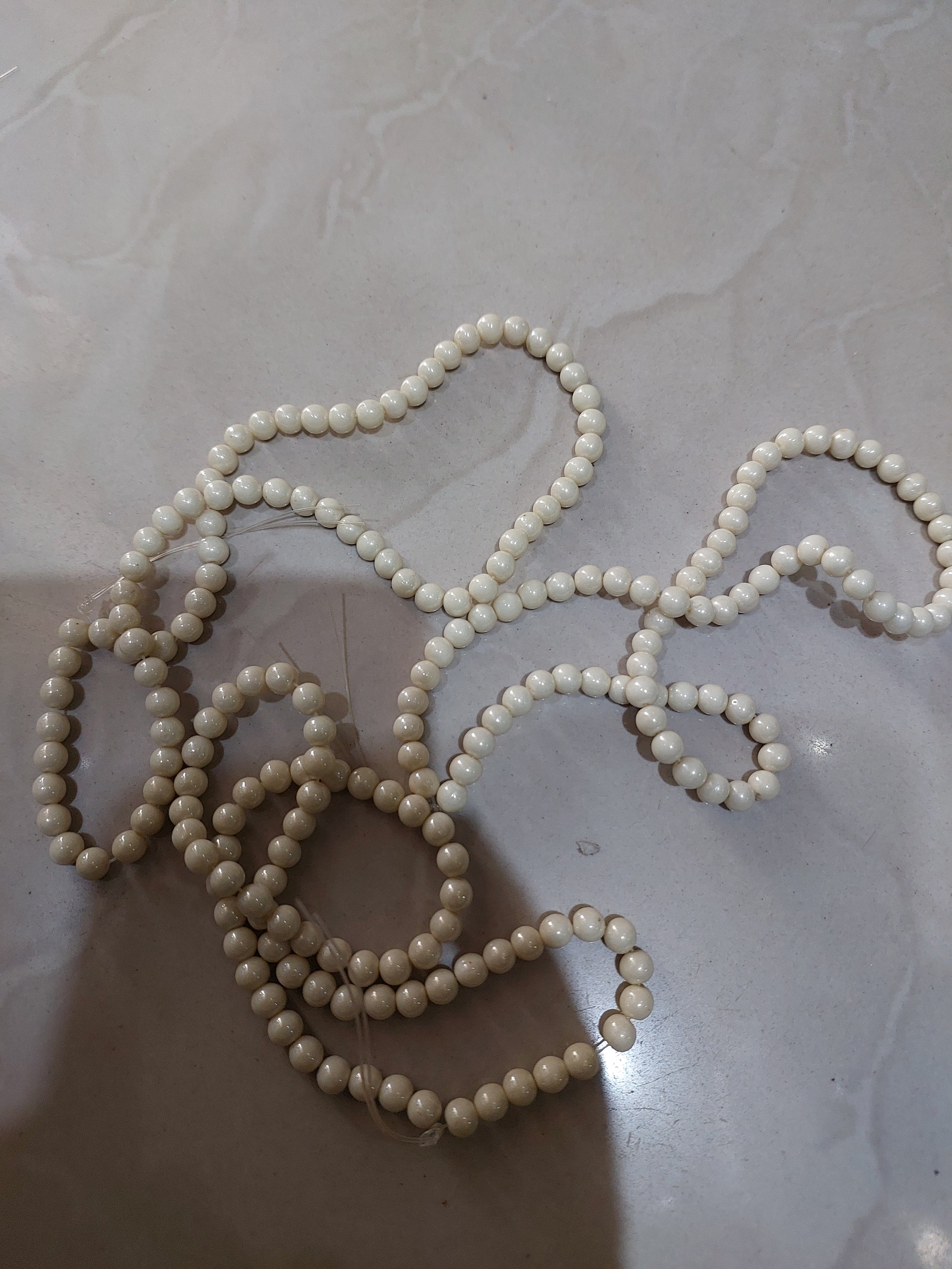 6mm Monolisa beads-60 piece in a string approx-8