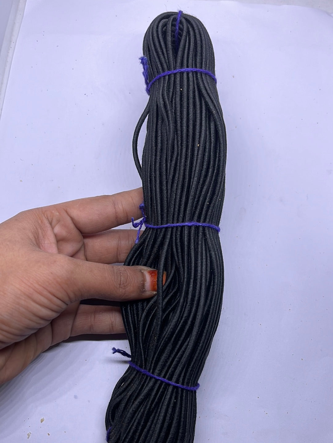 Black elastic rope-10m approximately