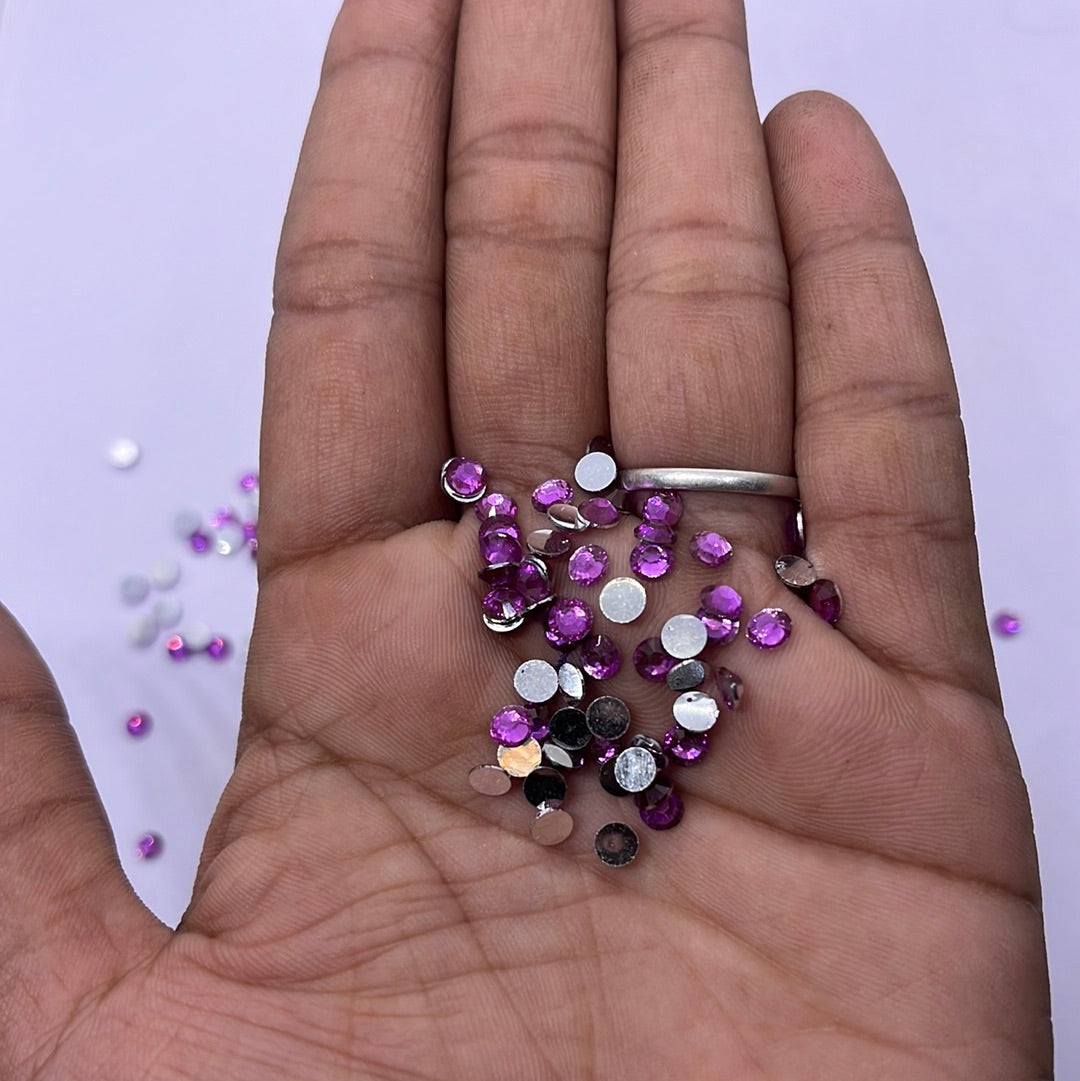 Acrylic aari & Embroidery beads stone -25g