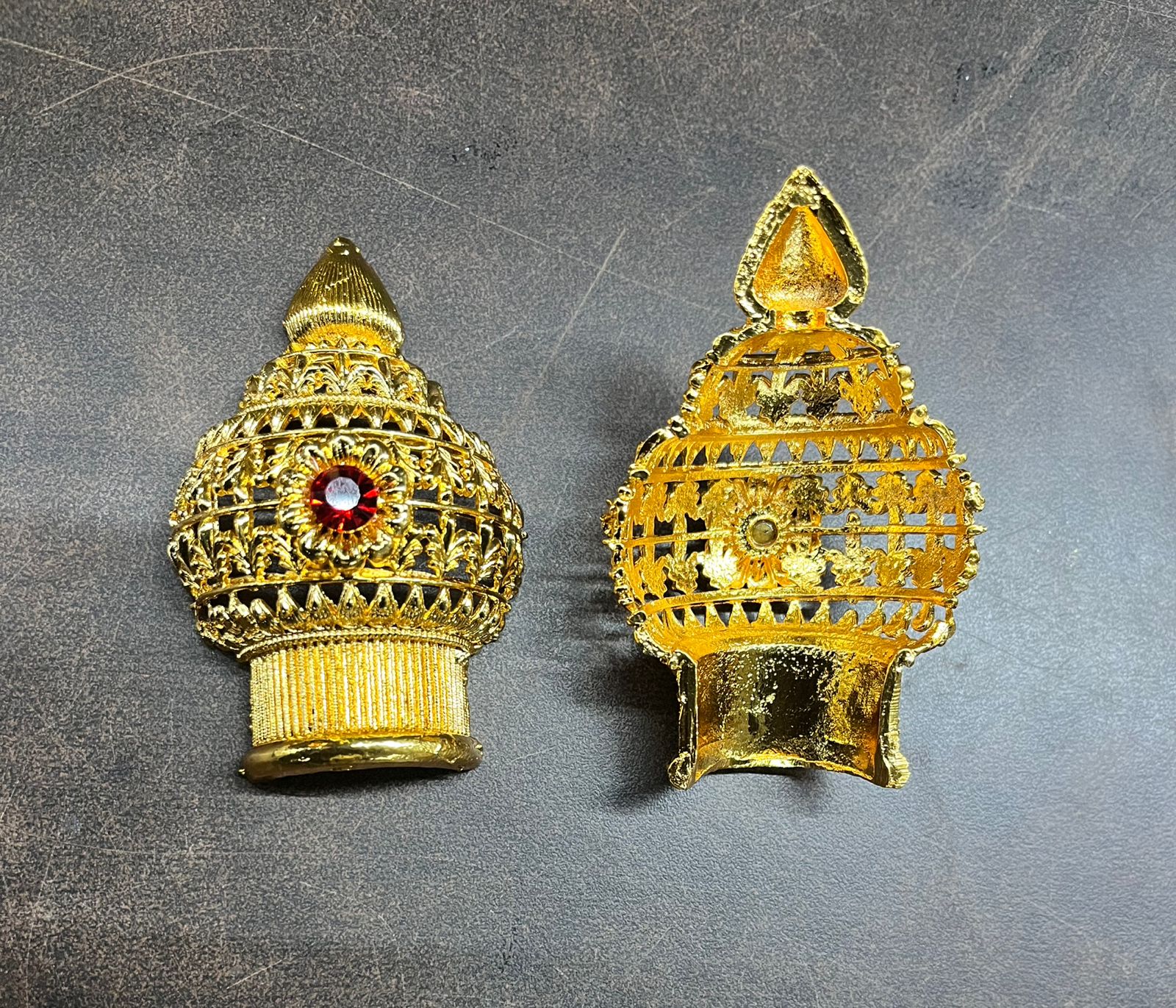 HALF PERUMAL/PAANDIYAN GREEDAM MUKUT MEIDUM-PNGREED (in cm)-1 PIECE