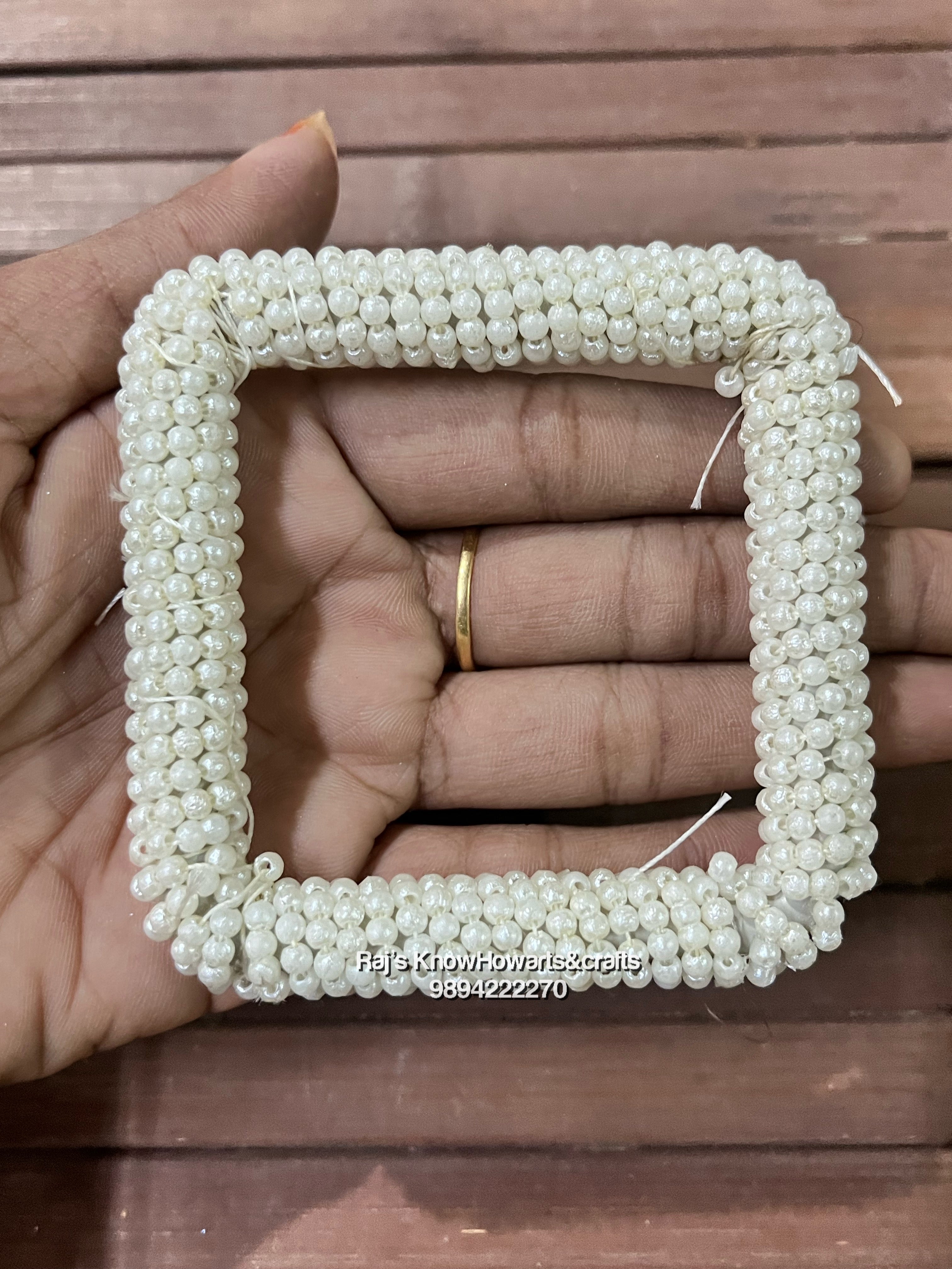 White pearl square  -  2 pc