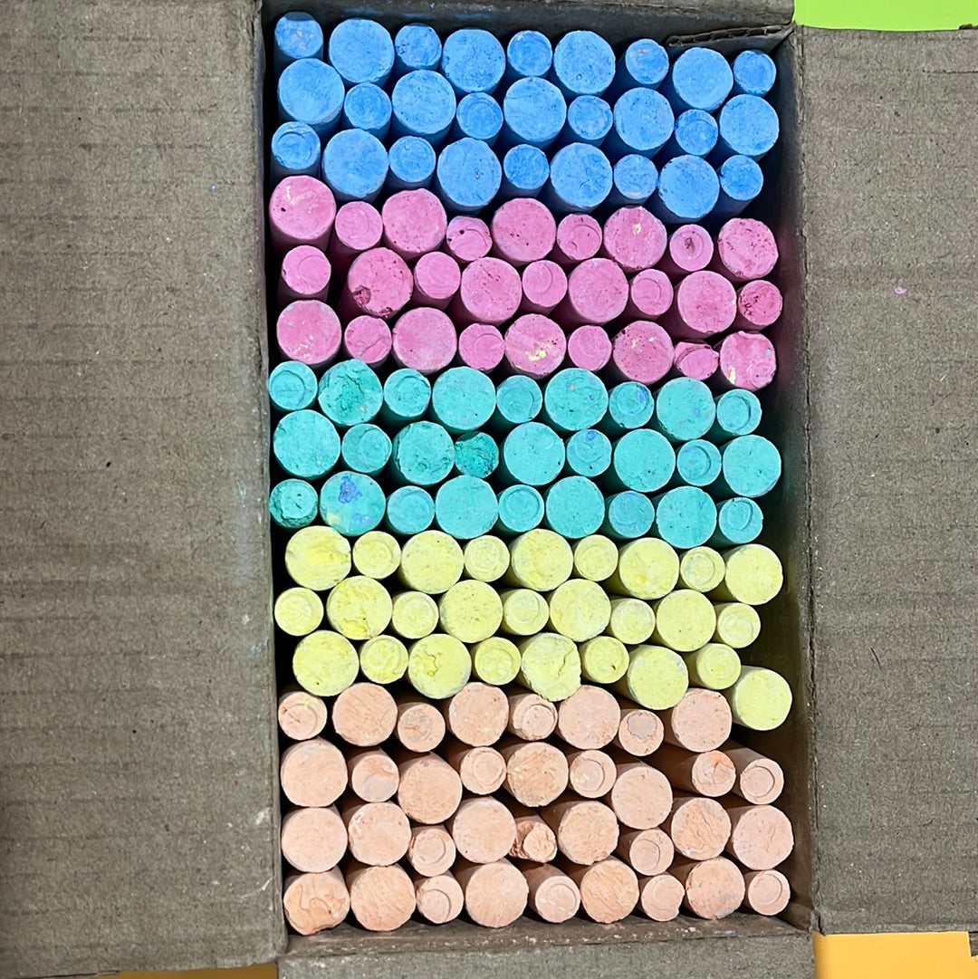Colour chalk 140 piece box