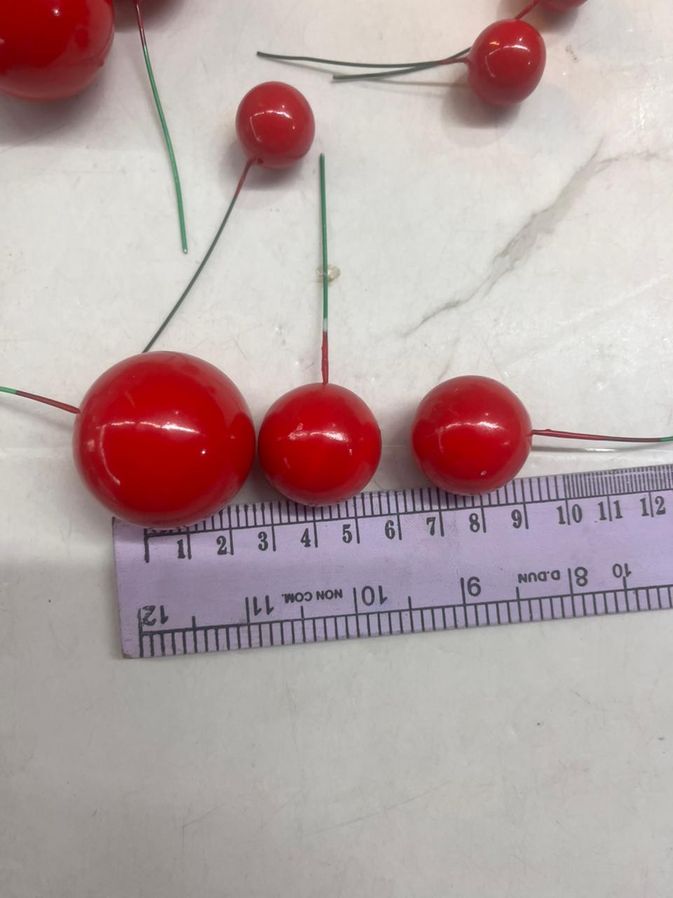 Artificial Berries 20 pc red
