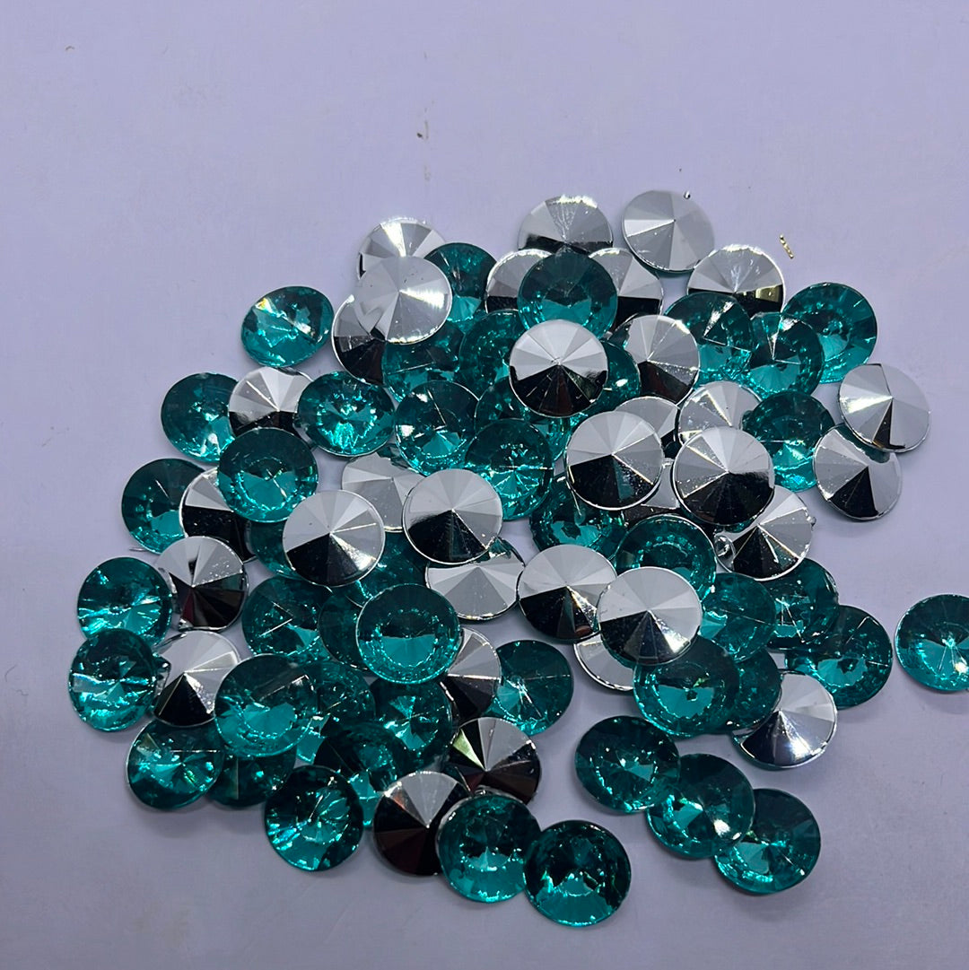 12mm Acrylic Diamond  light green - 10g 9