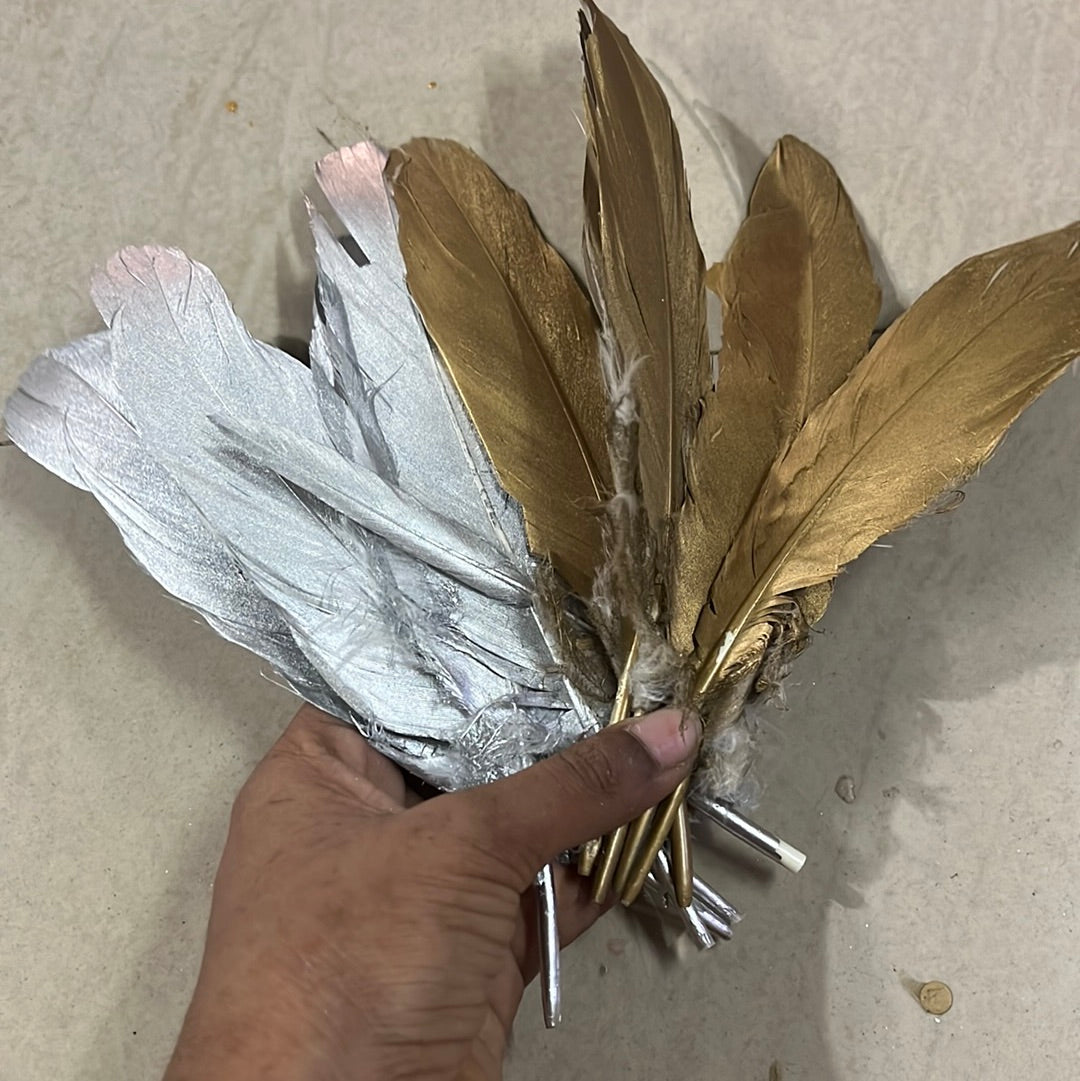 Gold silver feather 10 piece pack medium size