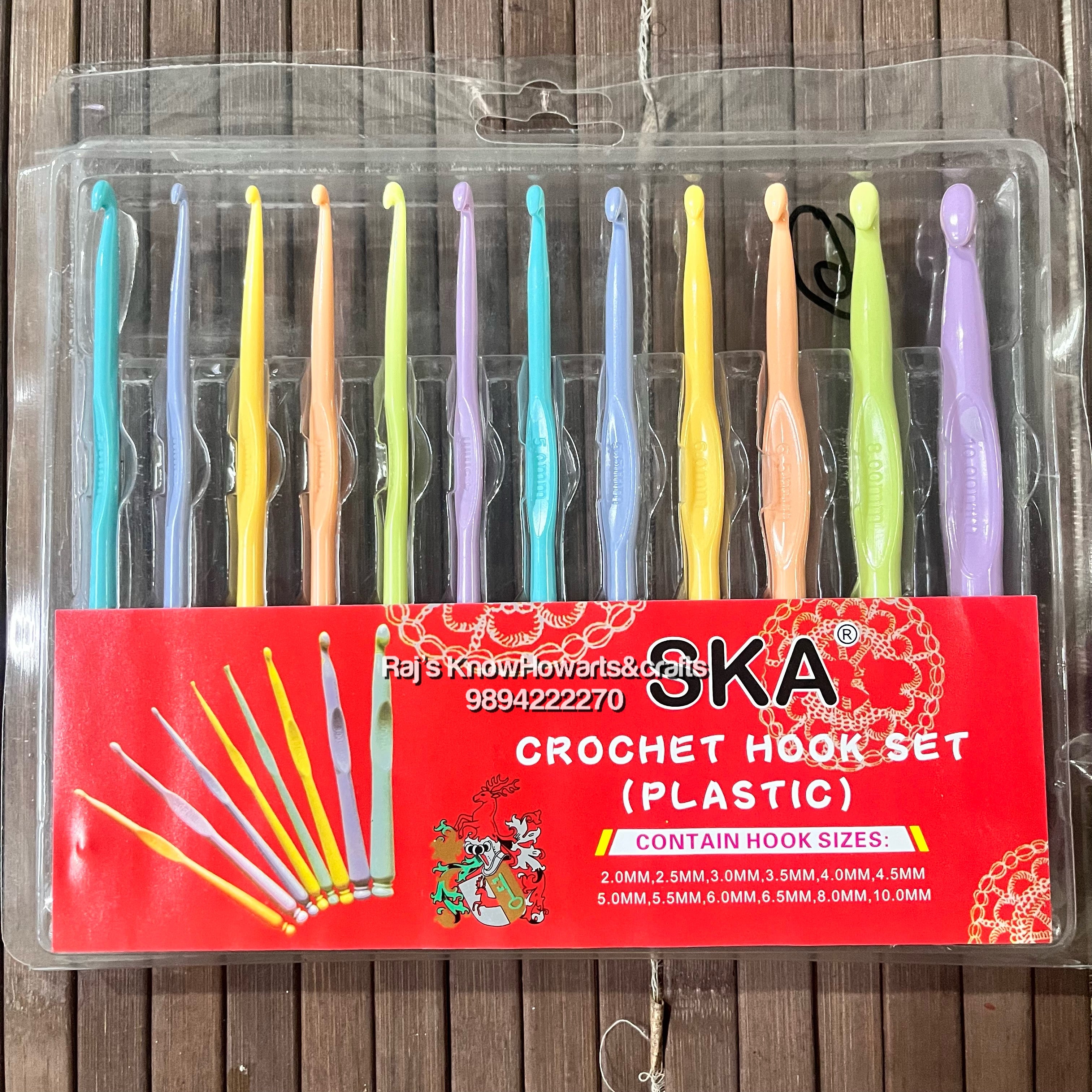 Crochet Hook set (plastic)