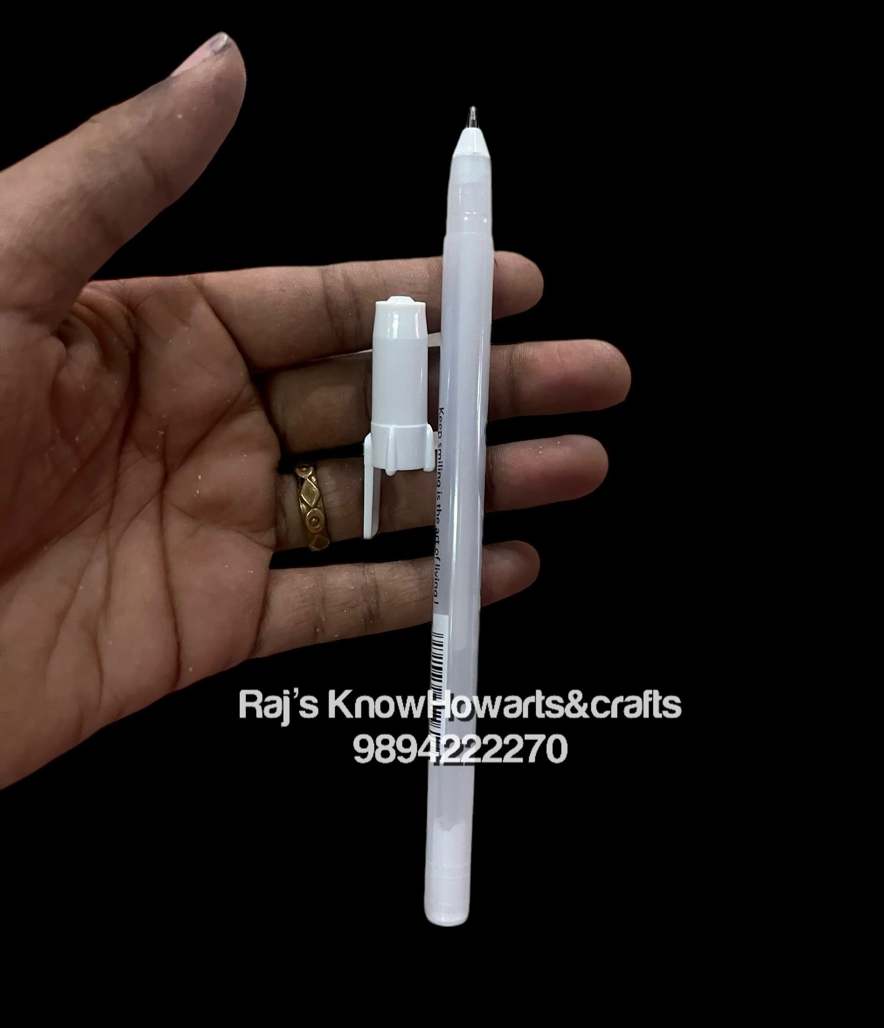 White  gel pen