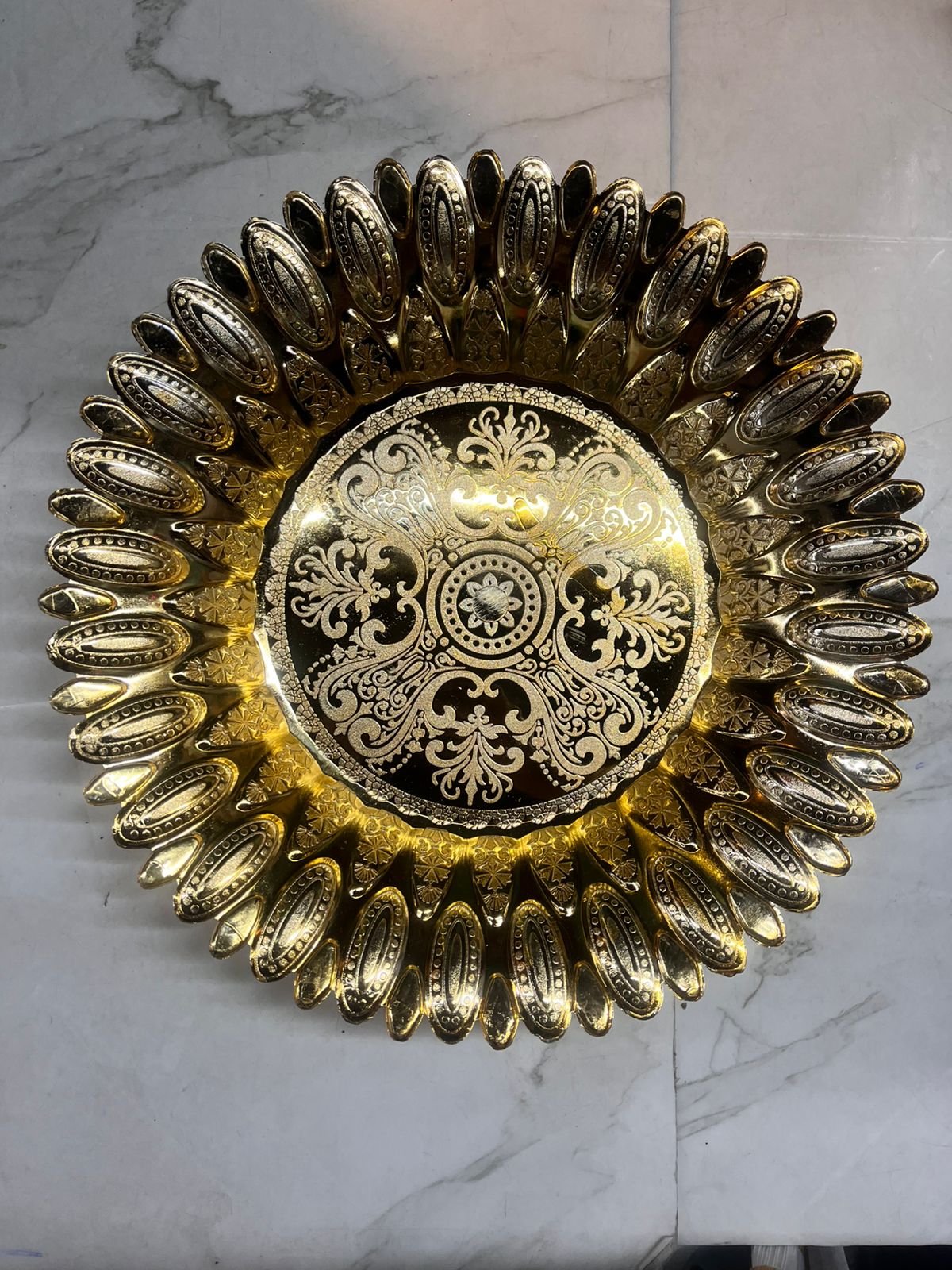 Golden flower acrylic plates 10 plates  -GFLP