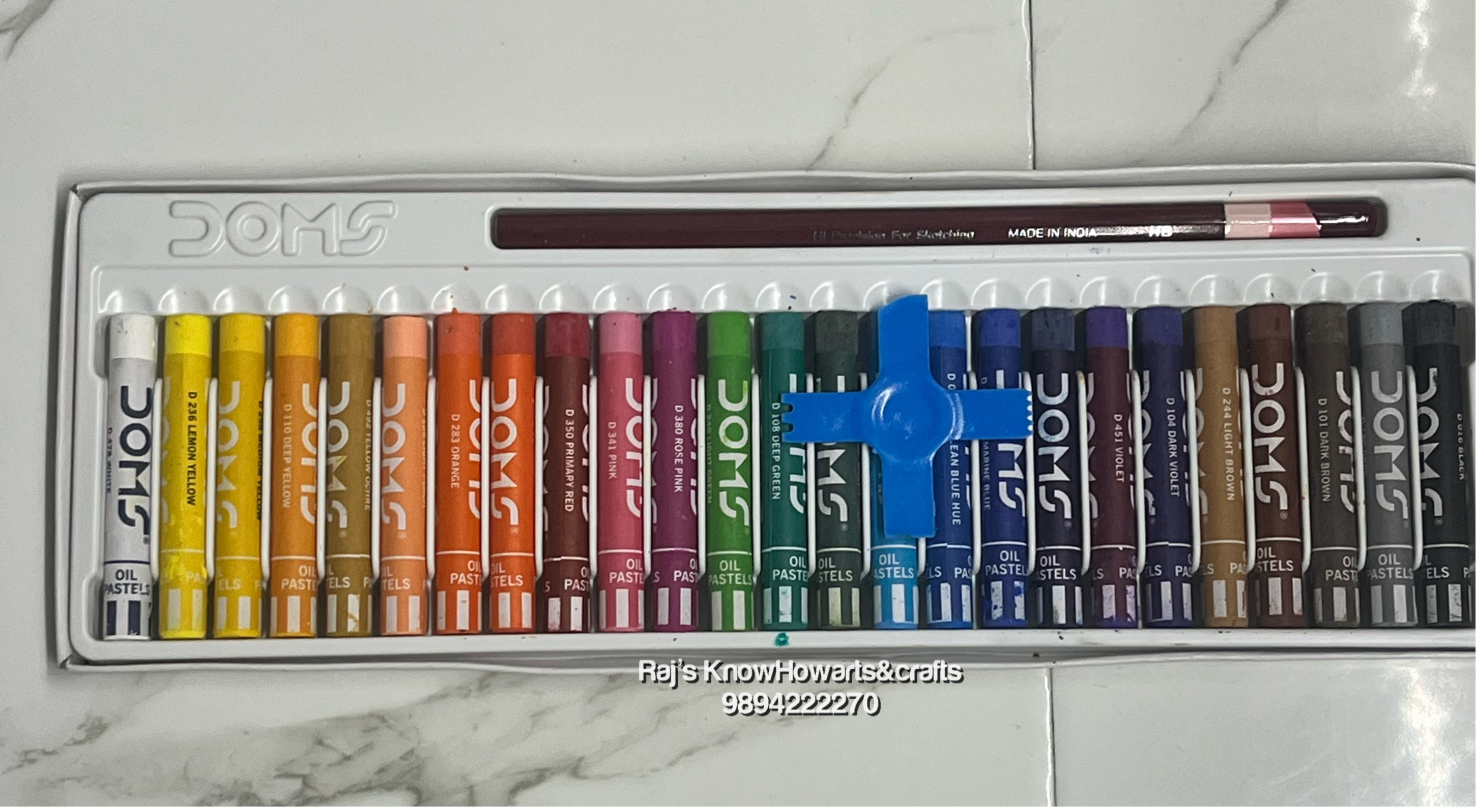 Doms 25 shades oil pastels