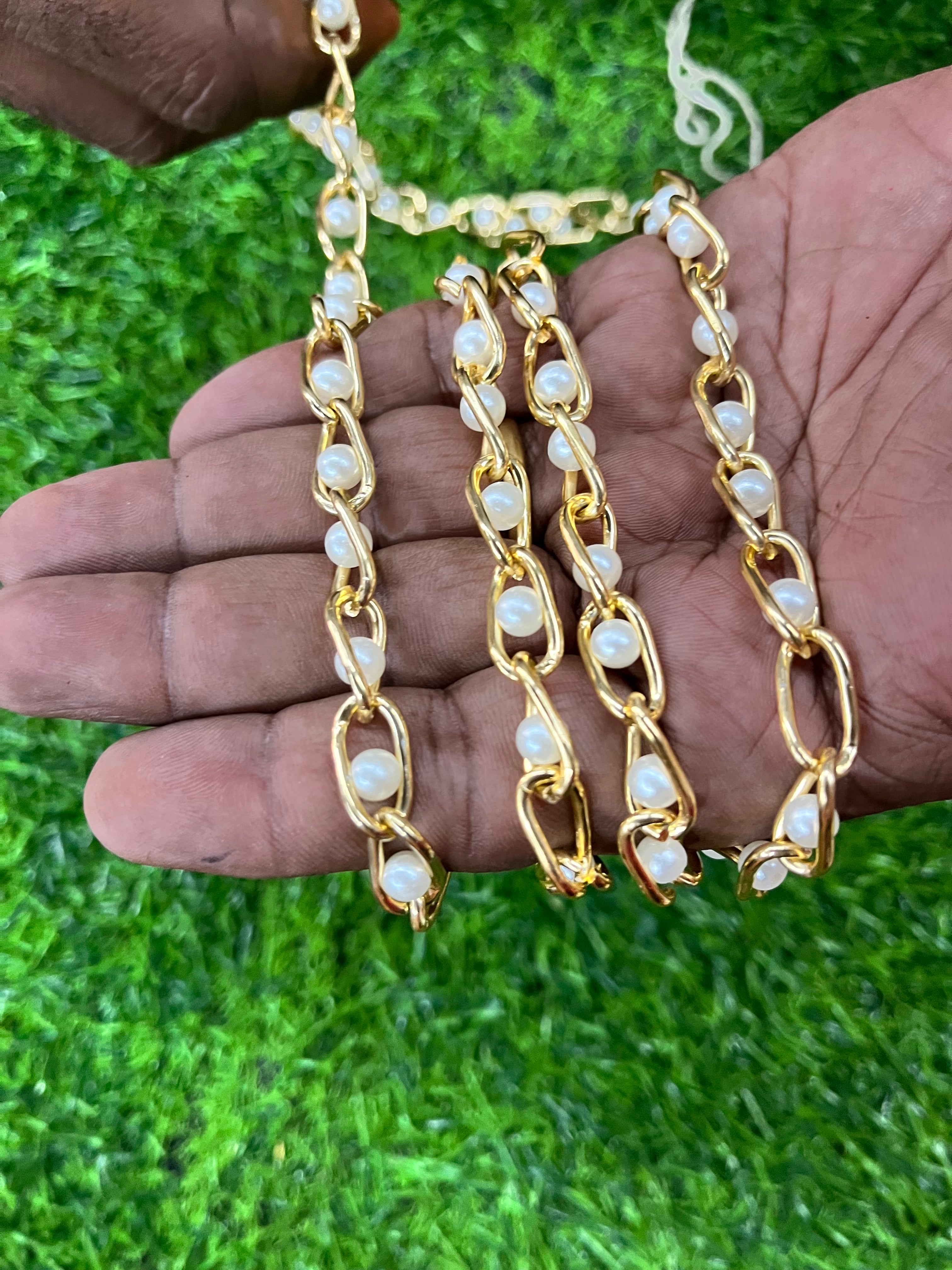 Men’s gold chain- 1 meter