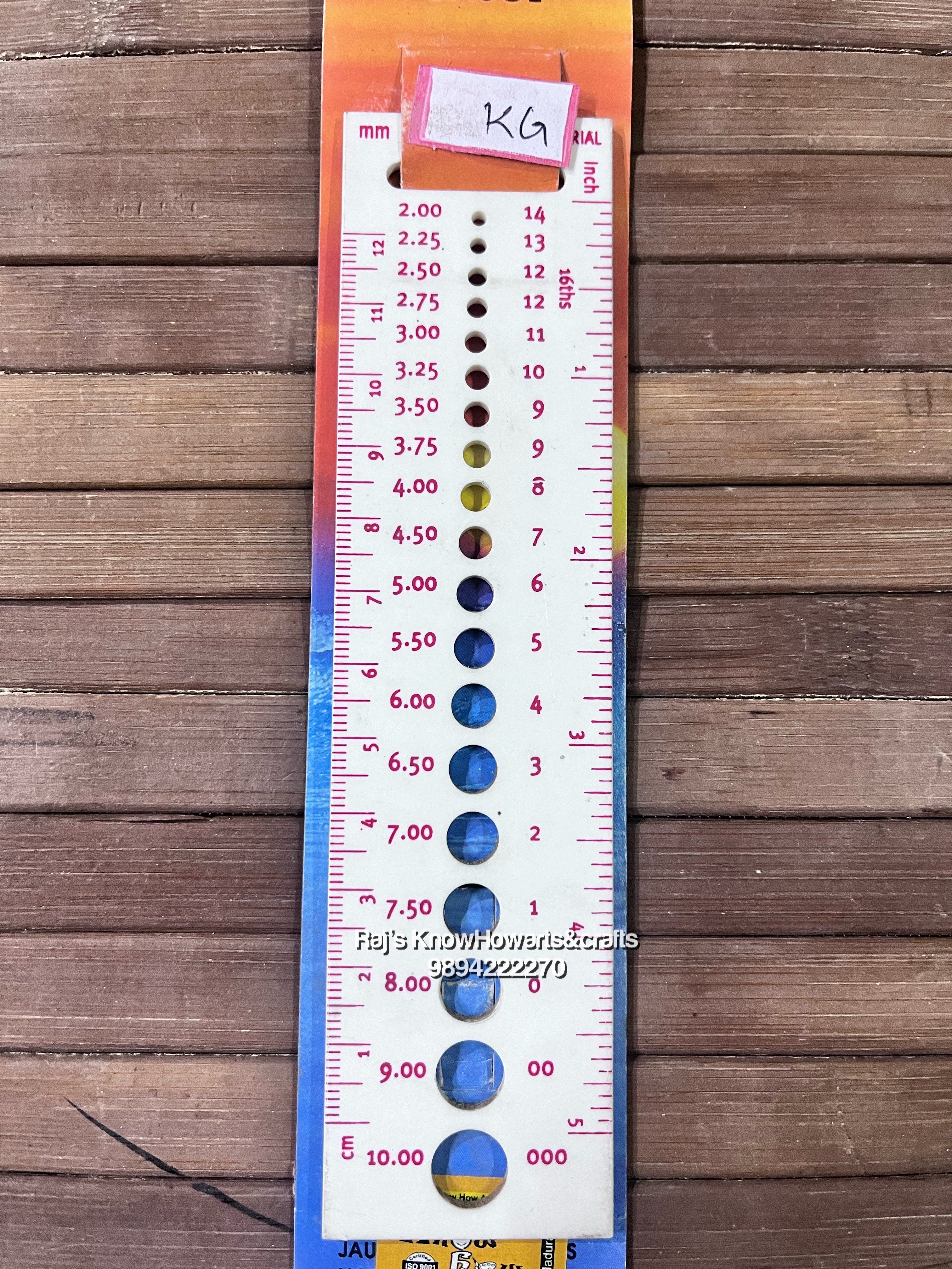 Knitters gauge scale