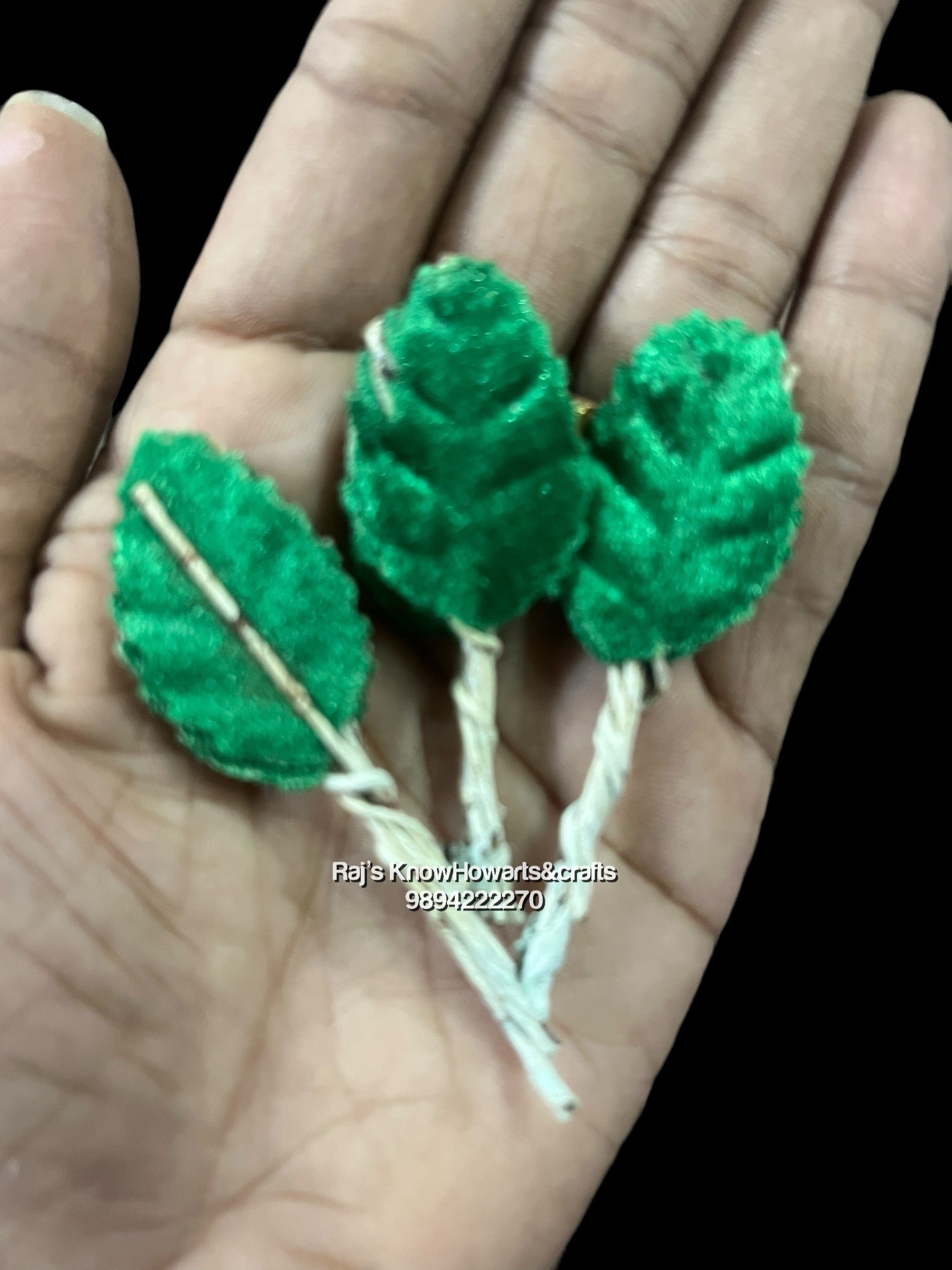 Felt Green Leaf Medium