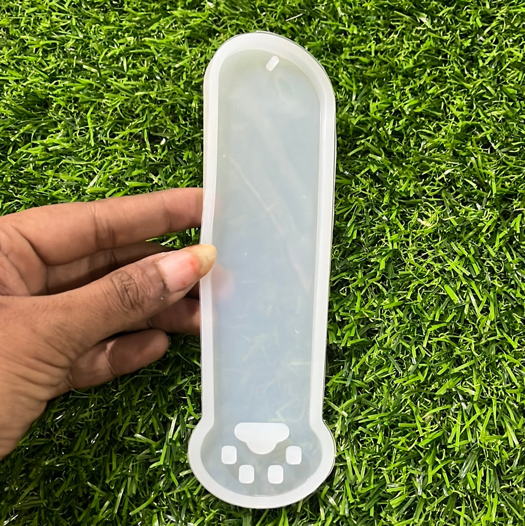 Resin mold