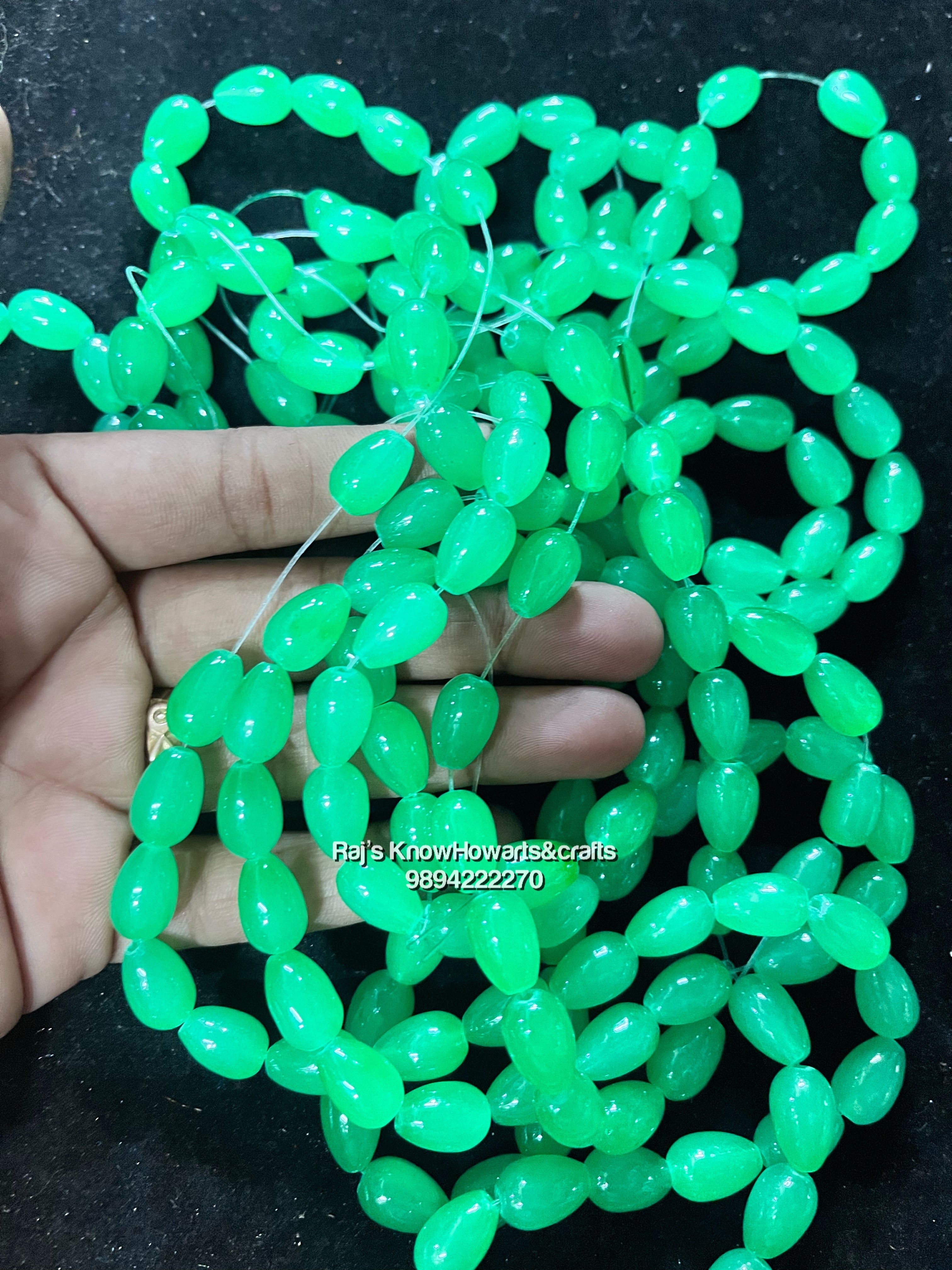 Bracelet beads green  colour - 1 line