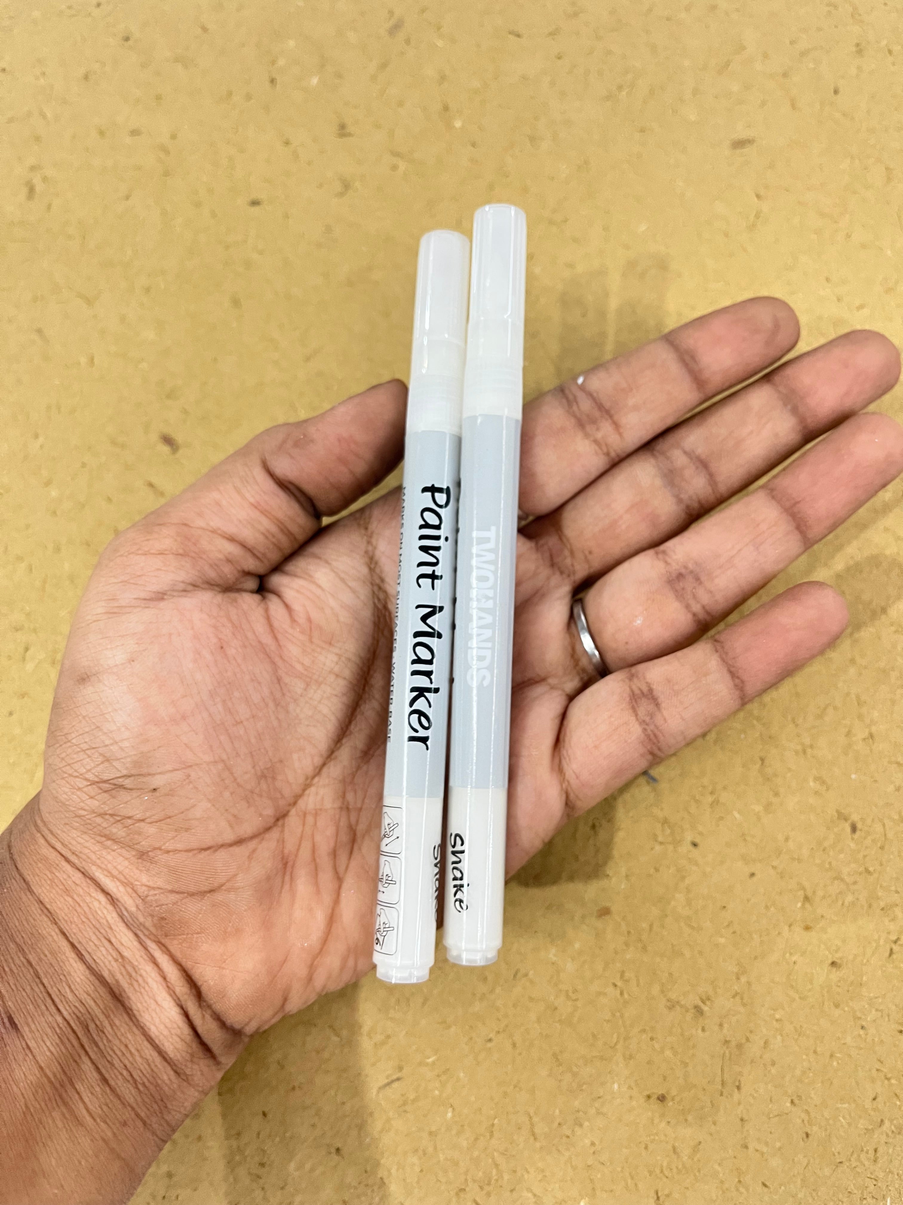 White Paint marker thin tip-1 picec