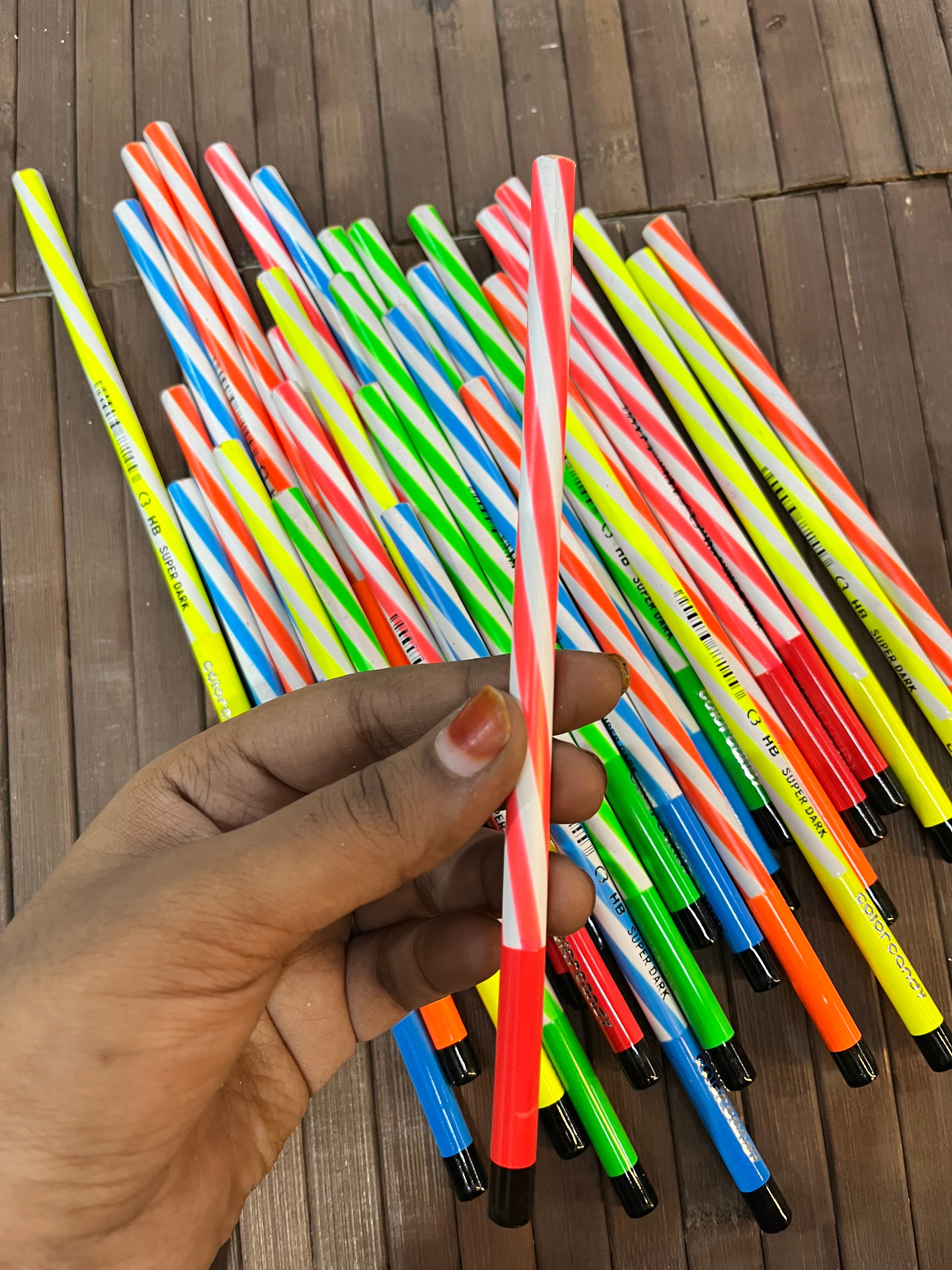 Color candy super dark pencil-50 pencils 2 rubber