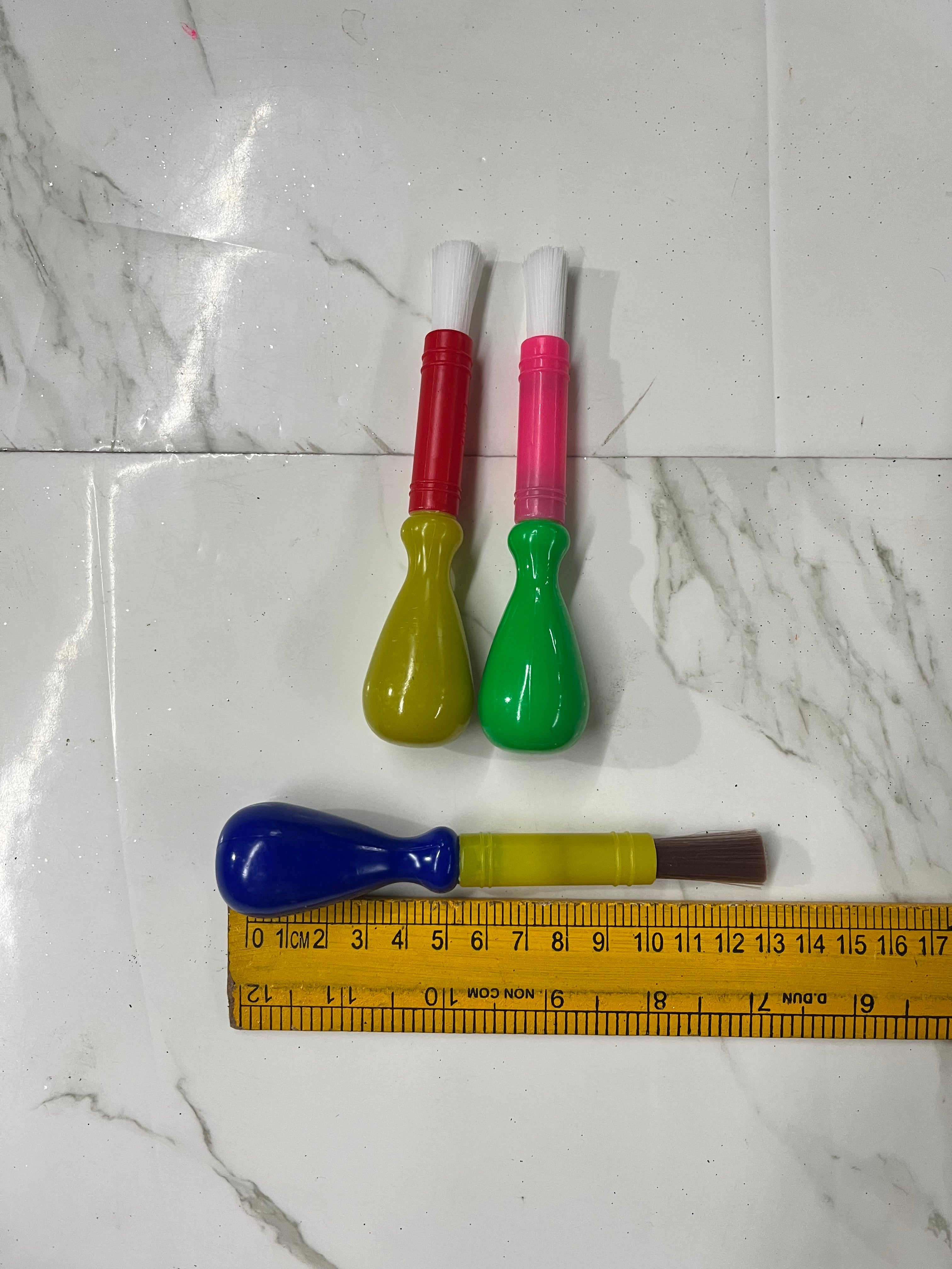 Painting material- clay brush