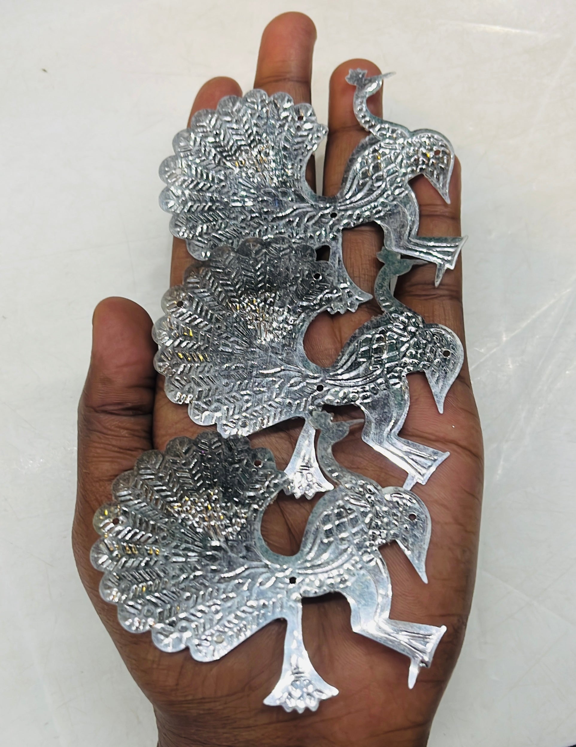 Peacock silver 2inch sequence 100g-1pack/555C