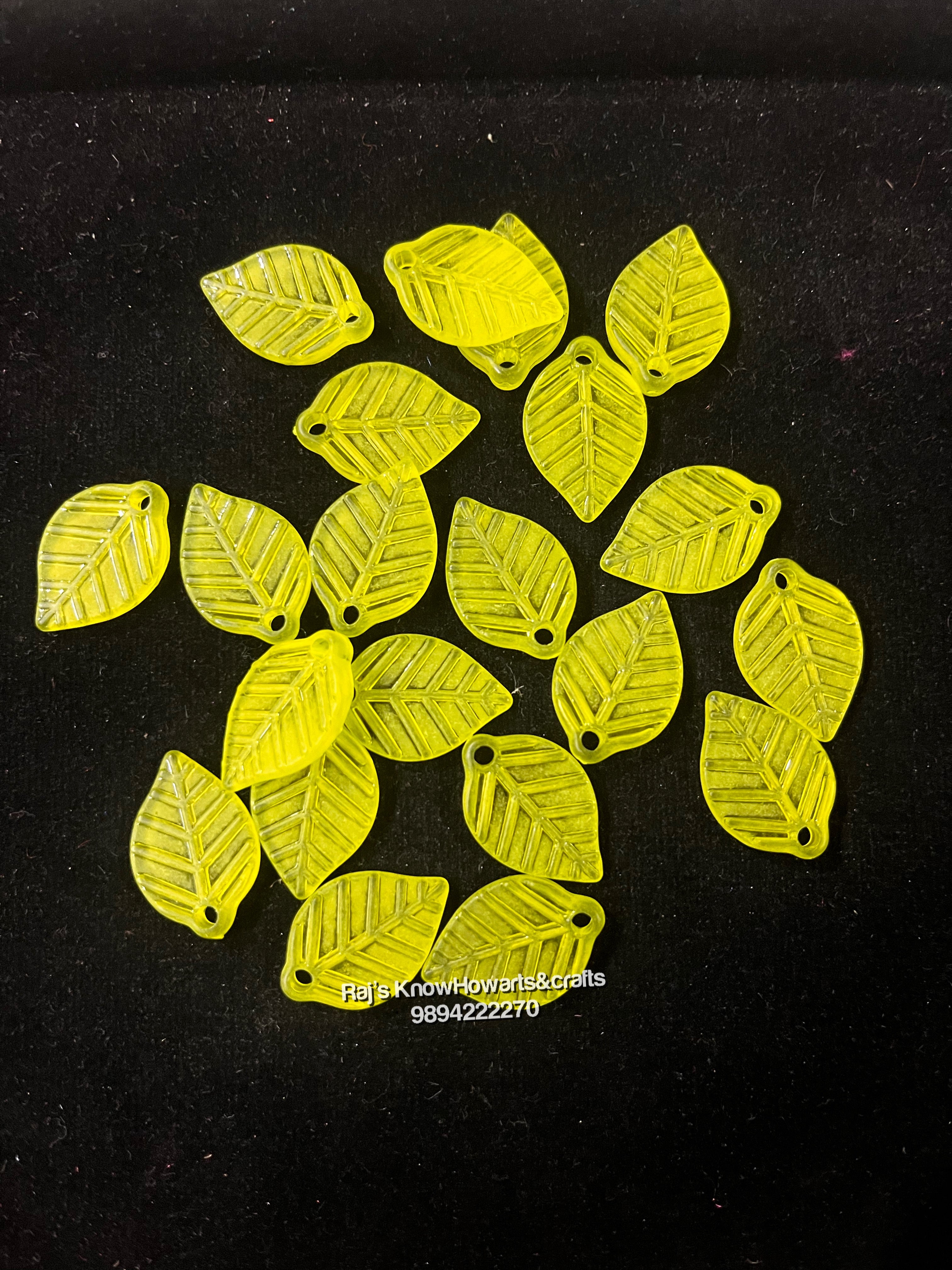 Light green  Leaf plain beads  - 50g in a pack