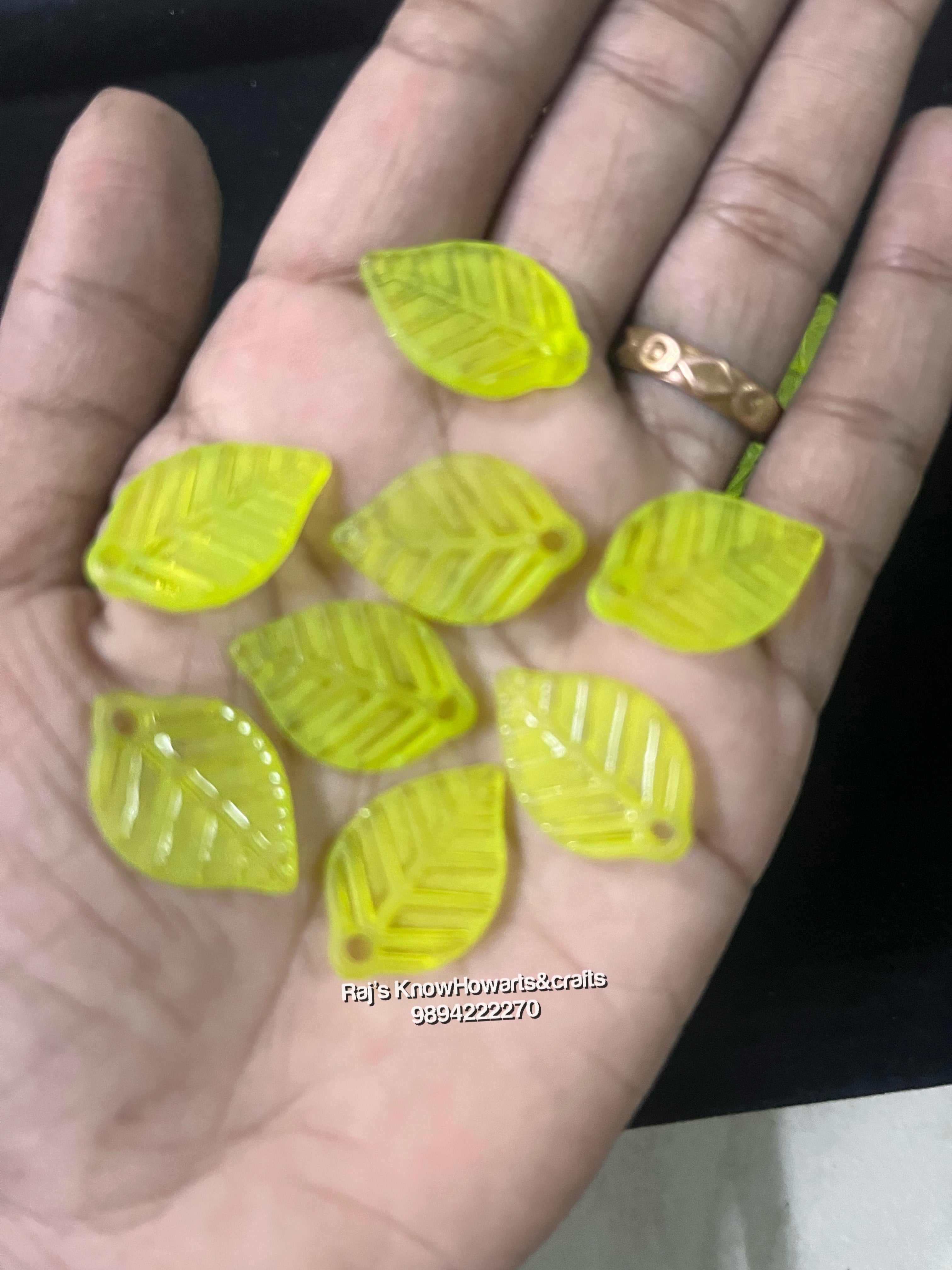 Light green  Leaf plain beads  - 50g in a pack