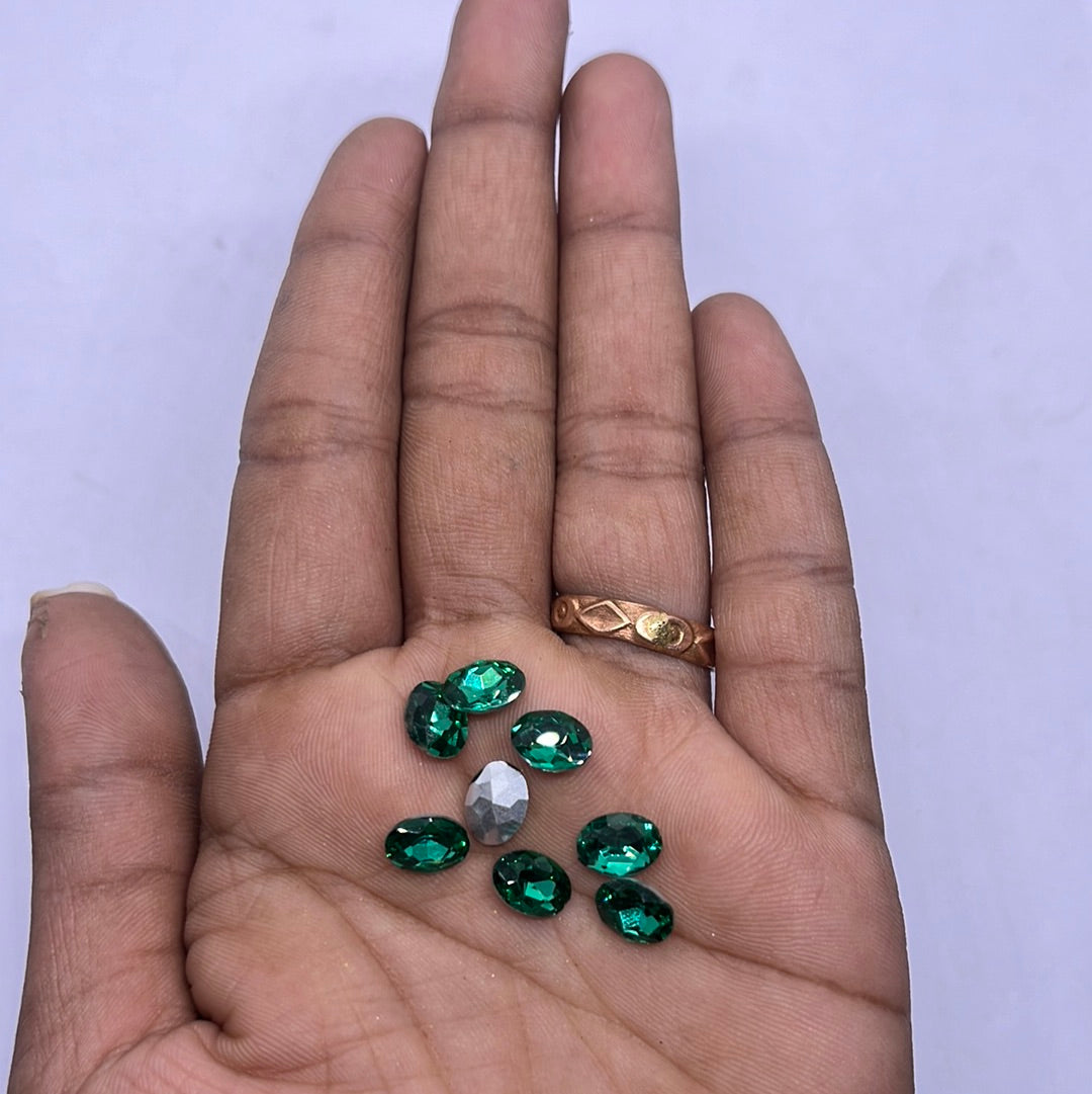 6x8 AD Oval Green stone Tanjore Painting American Diamond Kundan stones-8 stones in a pack