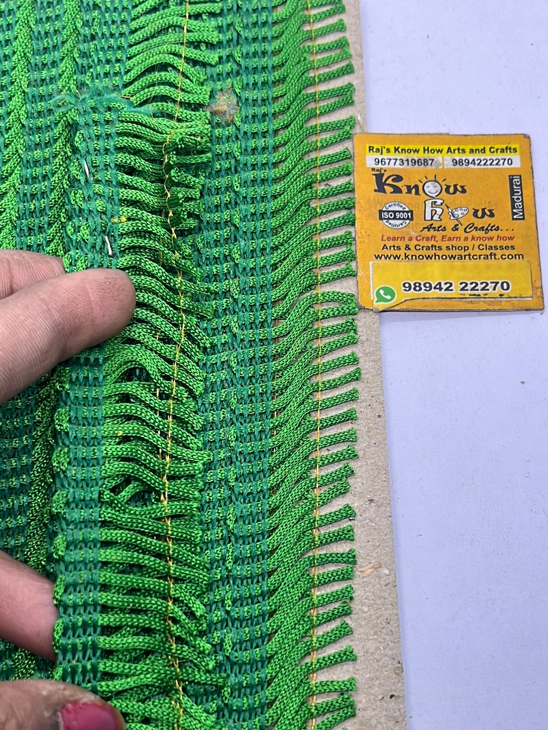 Green woollen lace - 5 metre in a pack