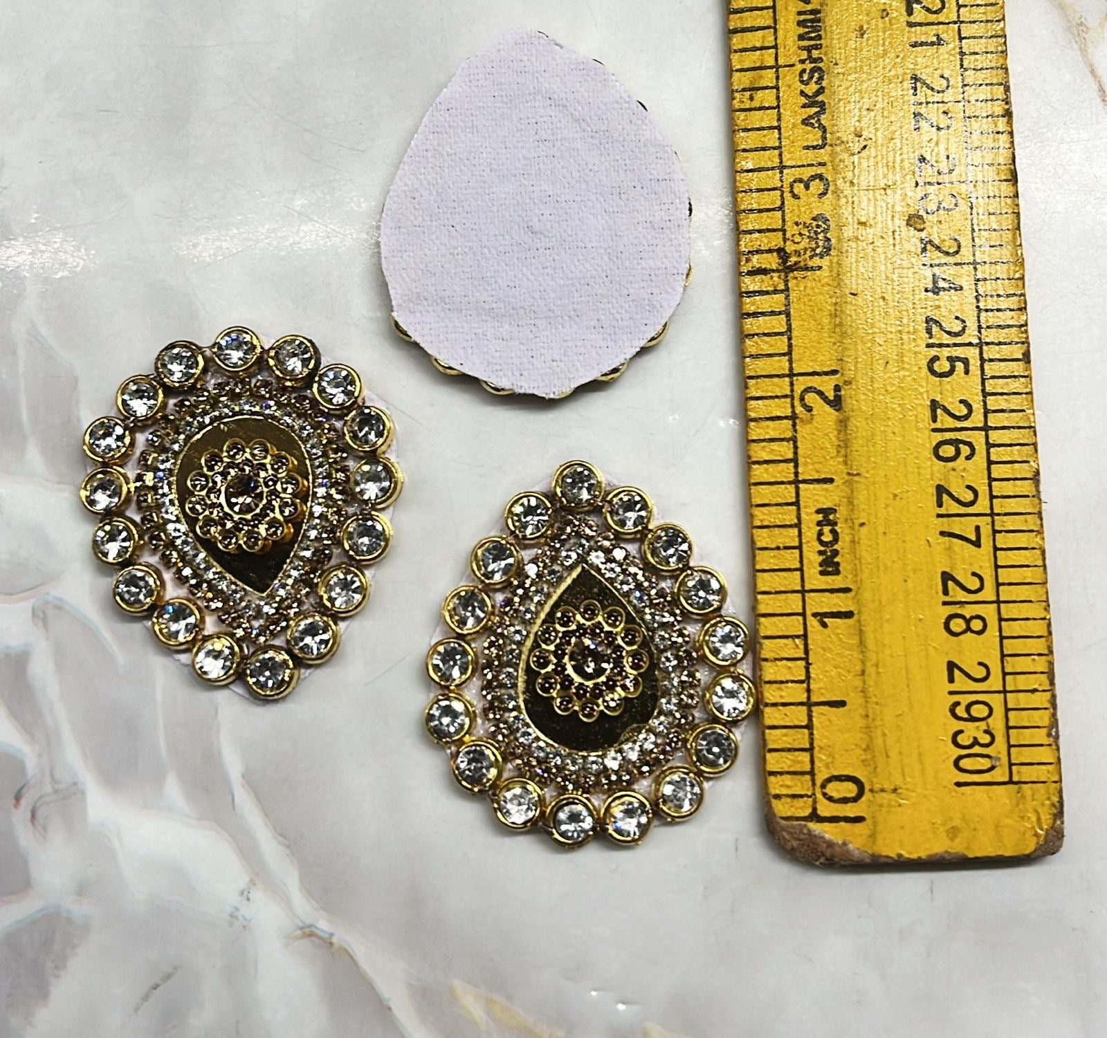 Thilak stone embroidery patch honey 6piece in a 1pack/HEP6