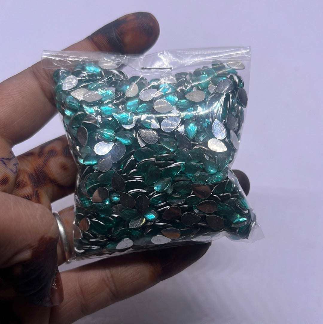 Acrylic aari & Embroidery beads stone -25g 12