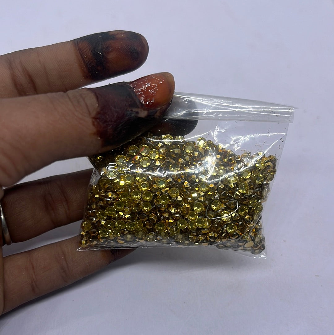 Acrylic aari & Embroidery beads stone -25g 15