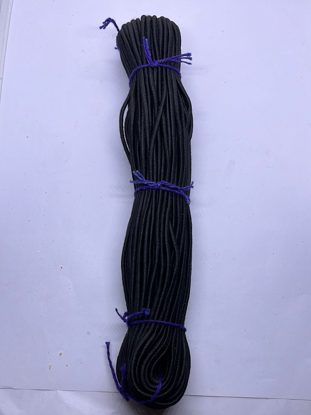 Black elastic rope-10m approximately