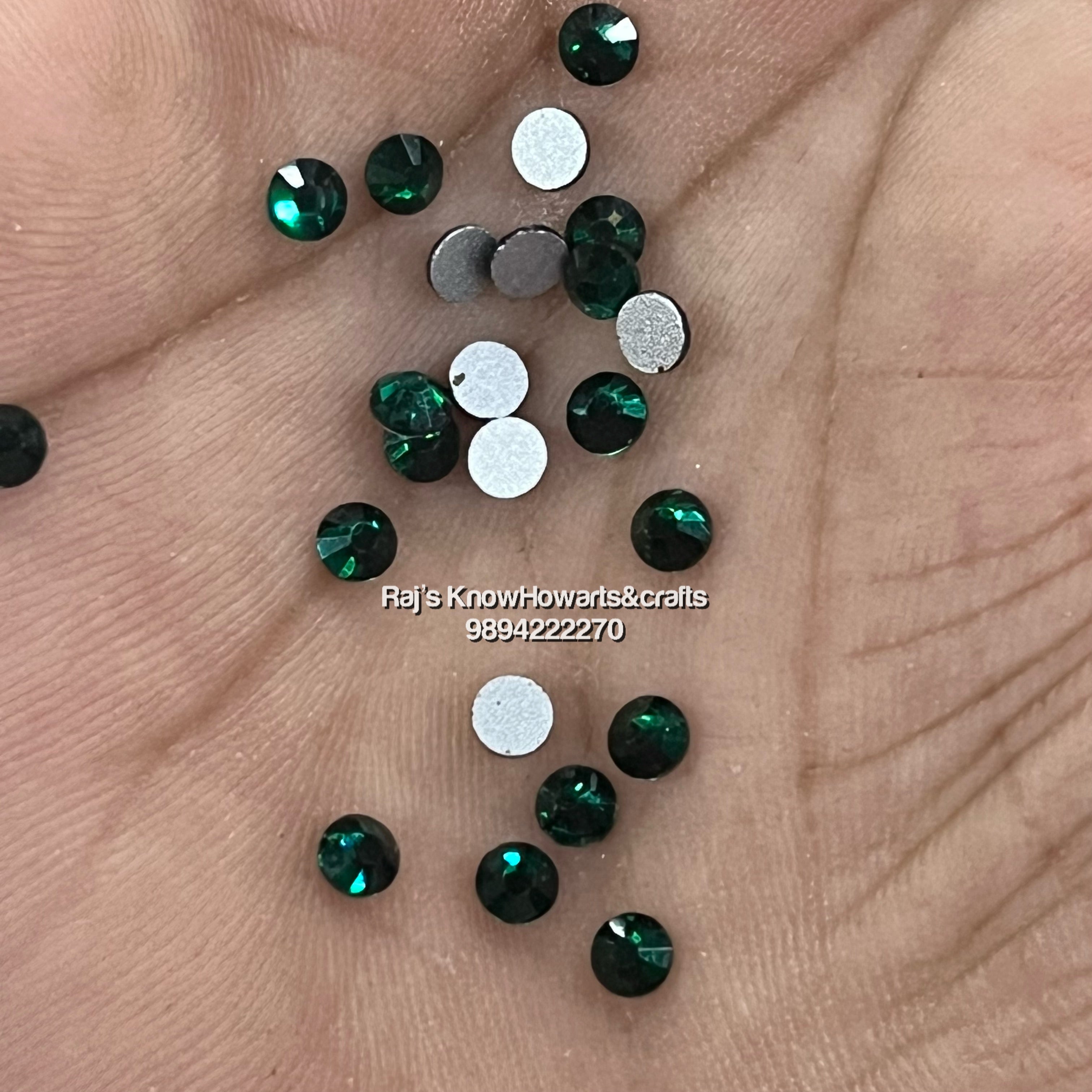 Flat Ad stone SS12 GREEN 50 STONES IN A PACK-FAD12G