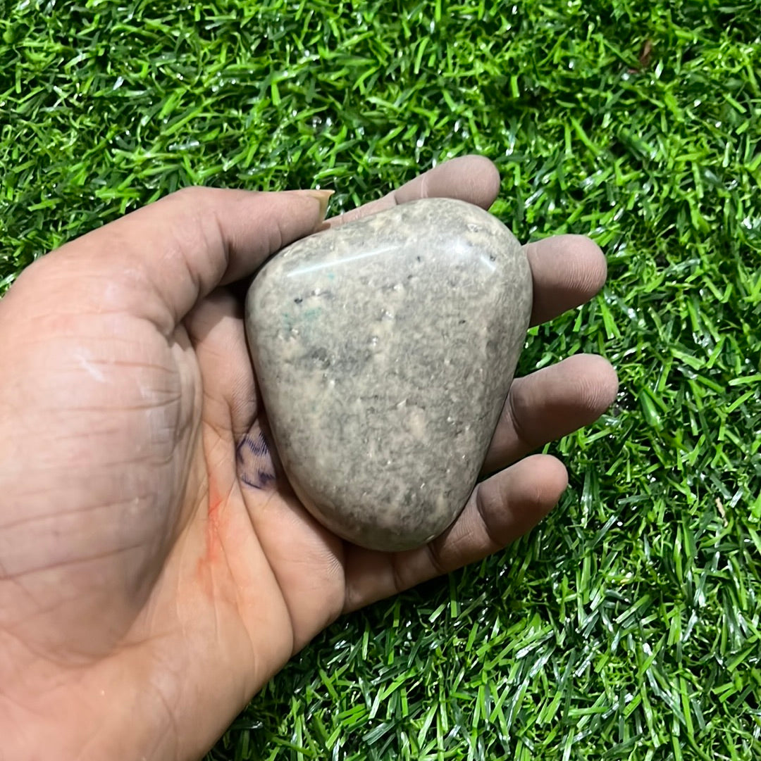 Stone painting pebbles