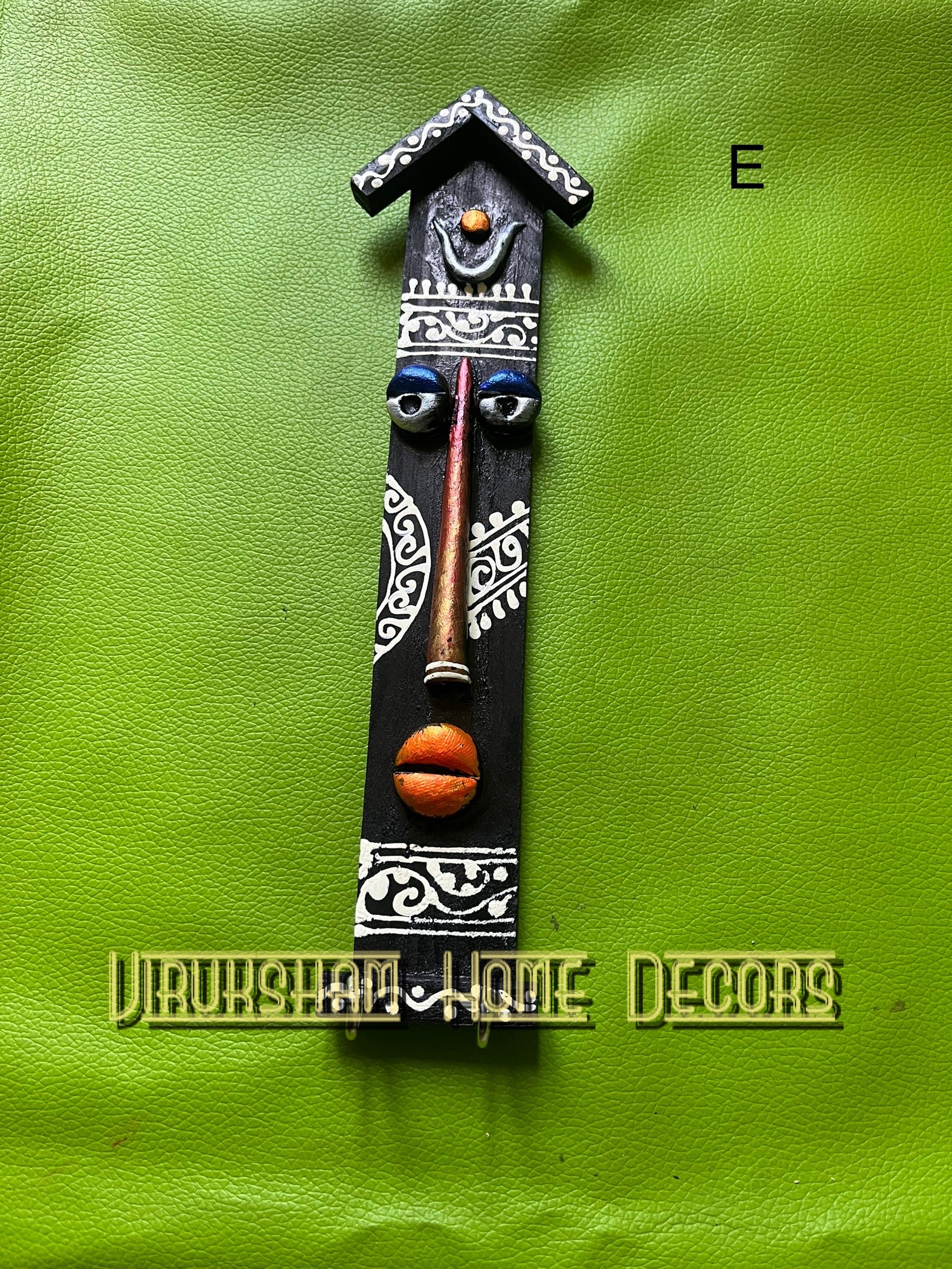 Tribal Keyring Holder Art WSKH 506 approximately 2*8 inches - E