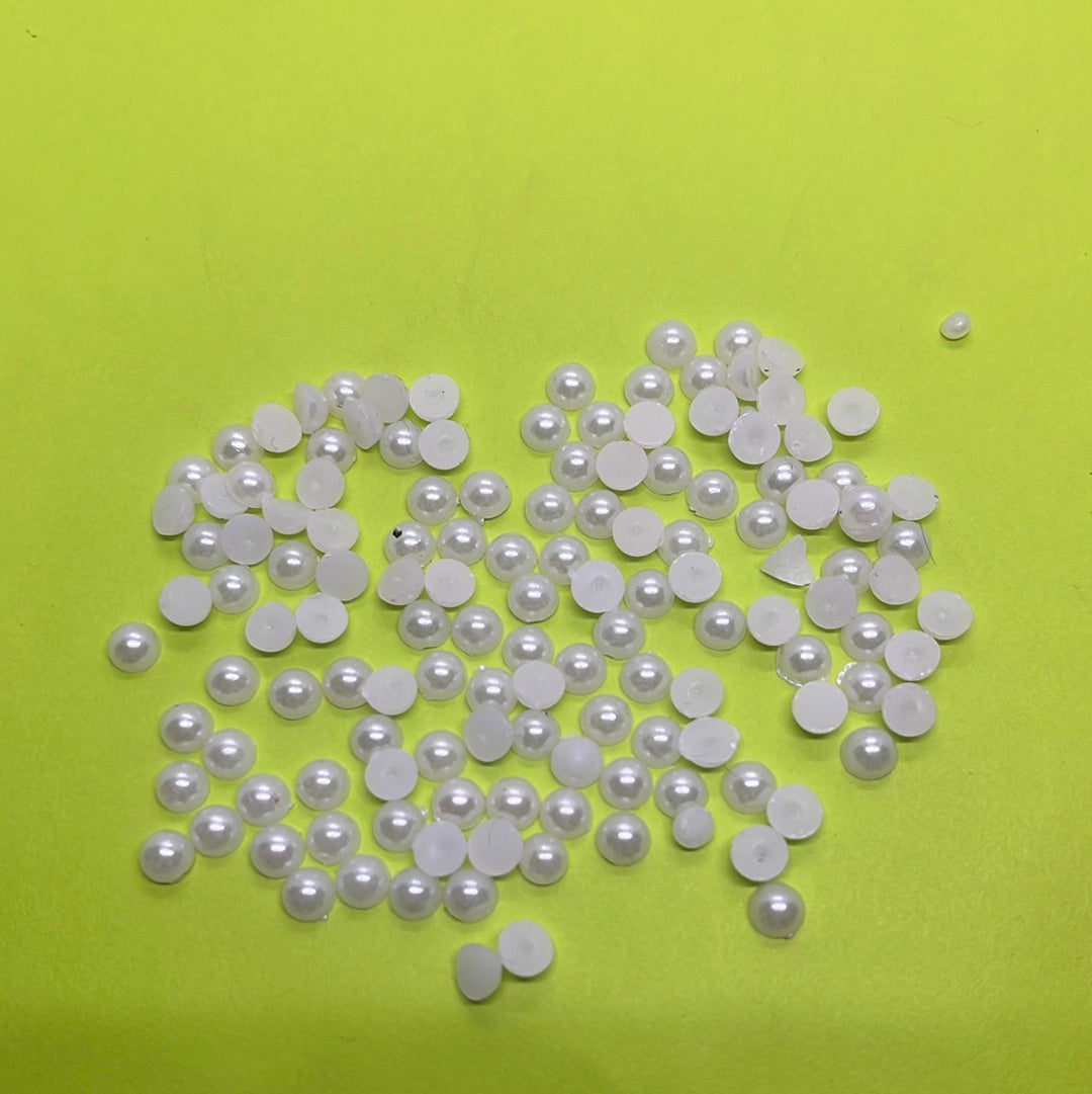 6mm White half cut Pearl 25 g