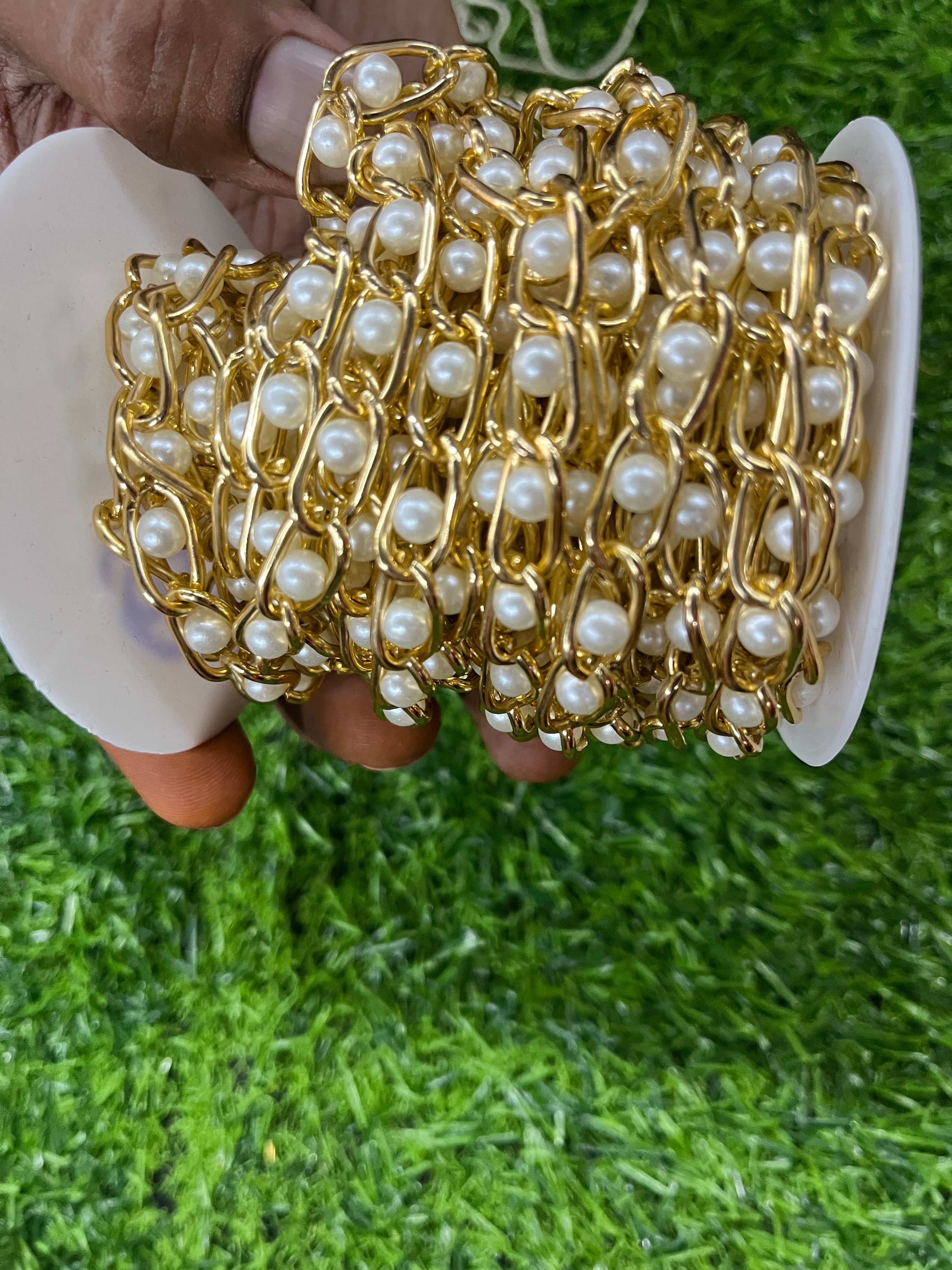 Men’s gold chain- 1 meter