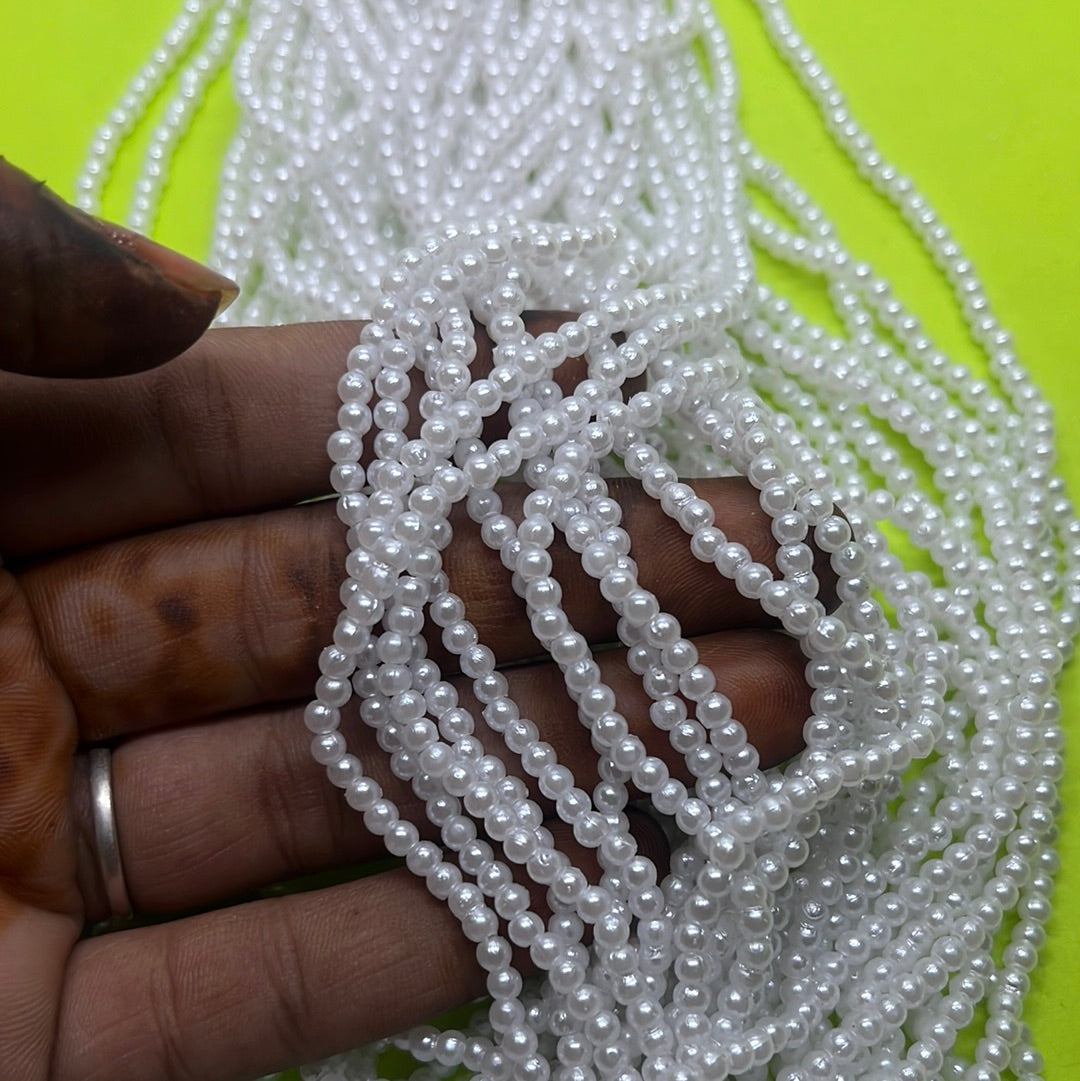 White round beads 3mm - 500 beads in a punch