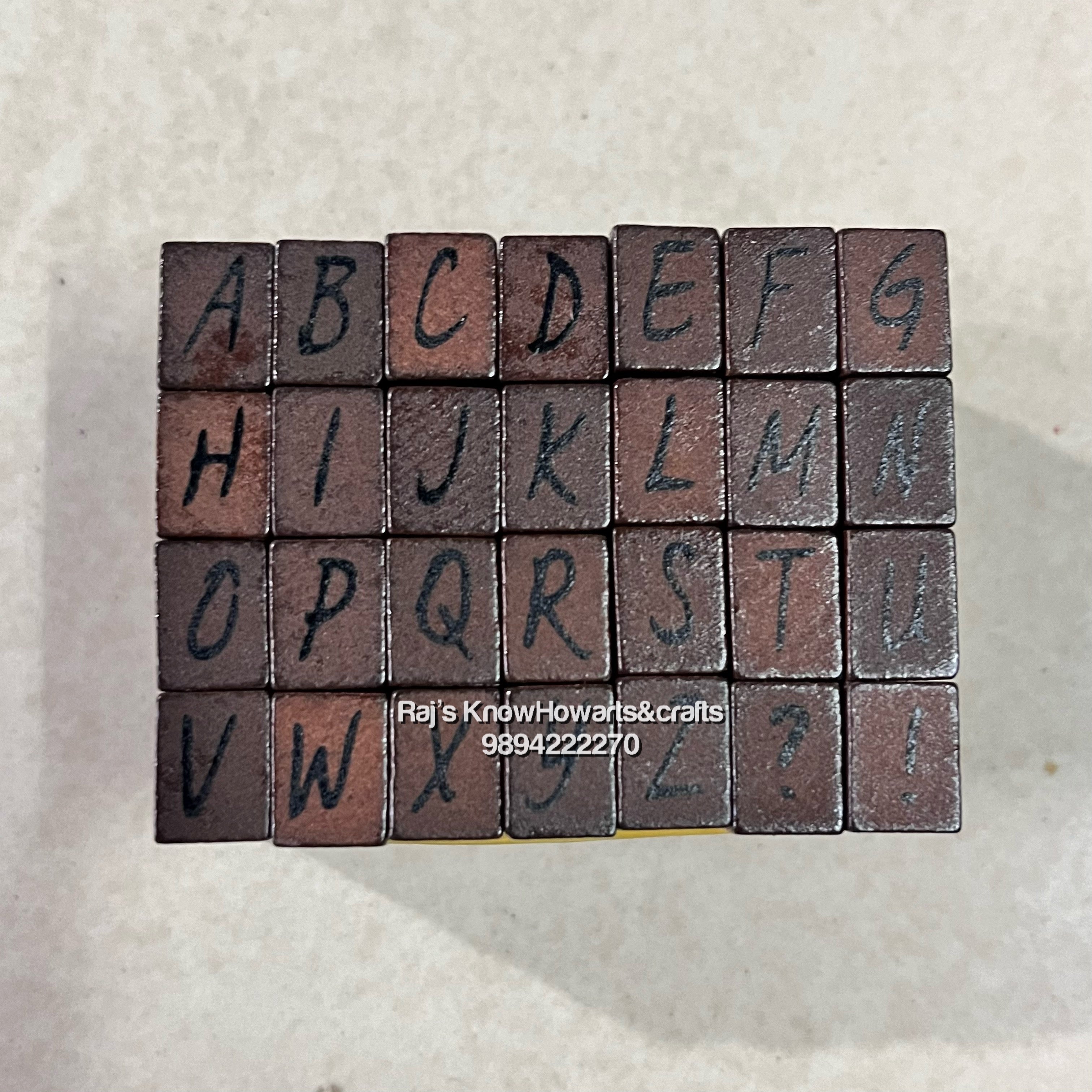 Wooden stamp Alphabet uppercase (28 pcs)