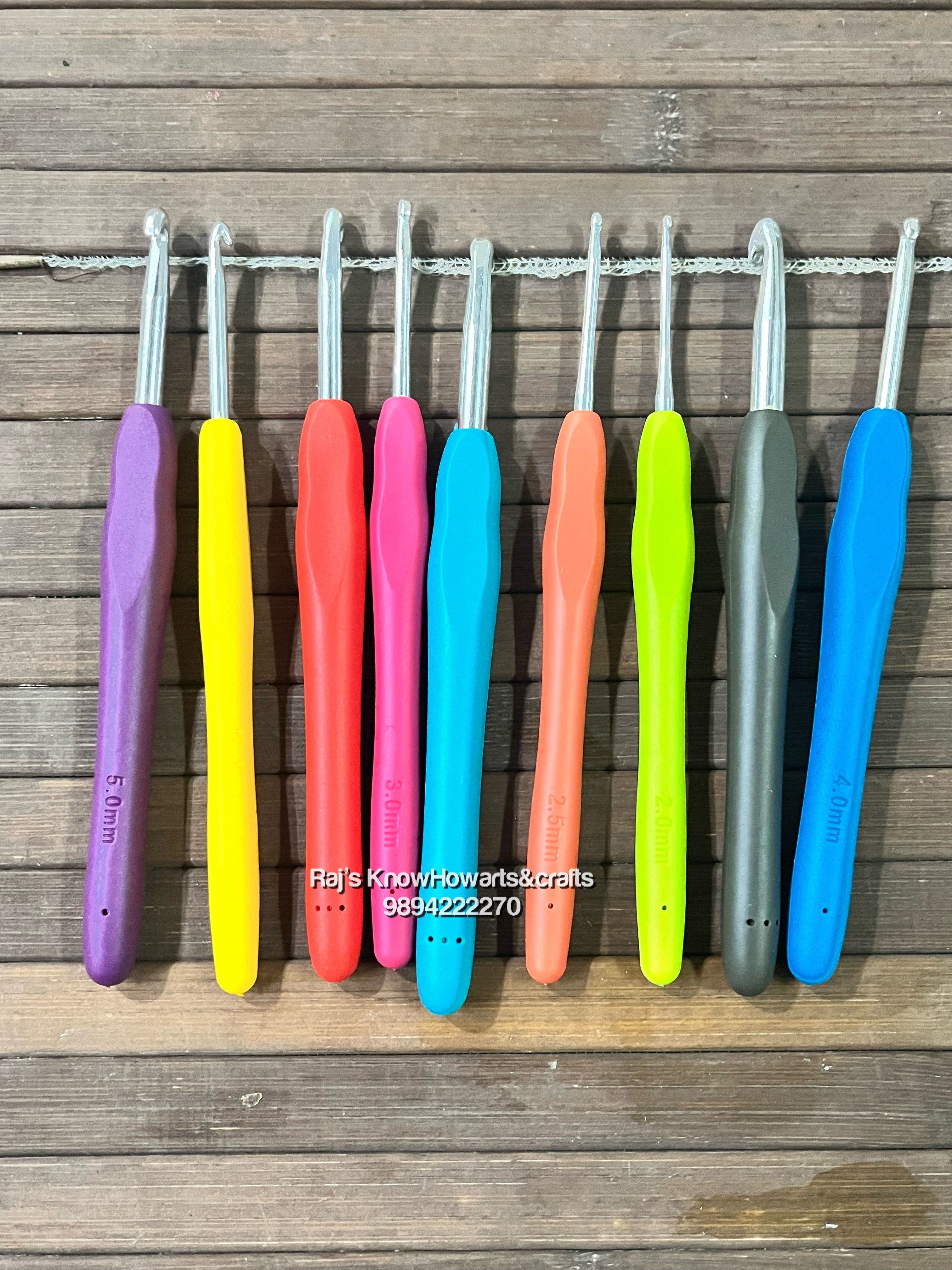 Aluminium multicolour crochet Hook